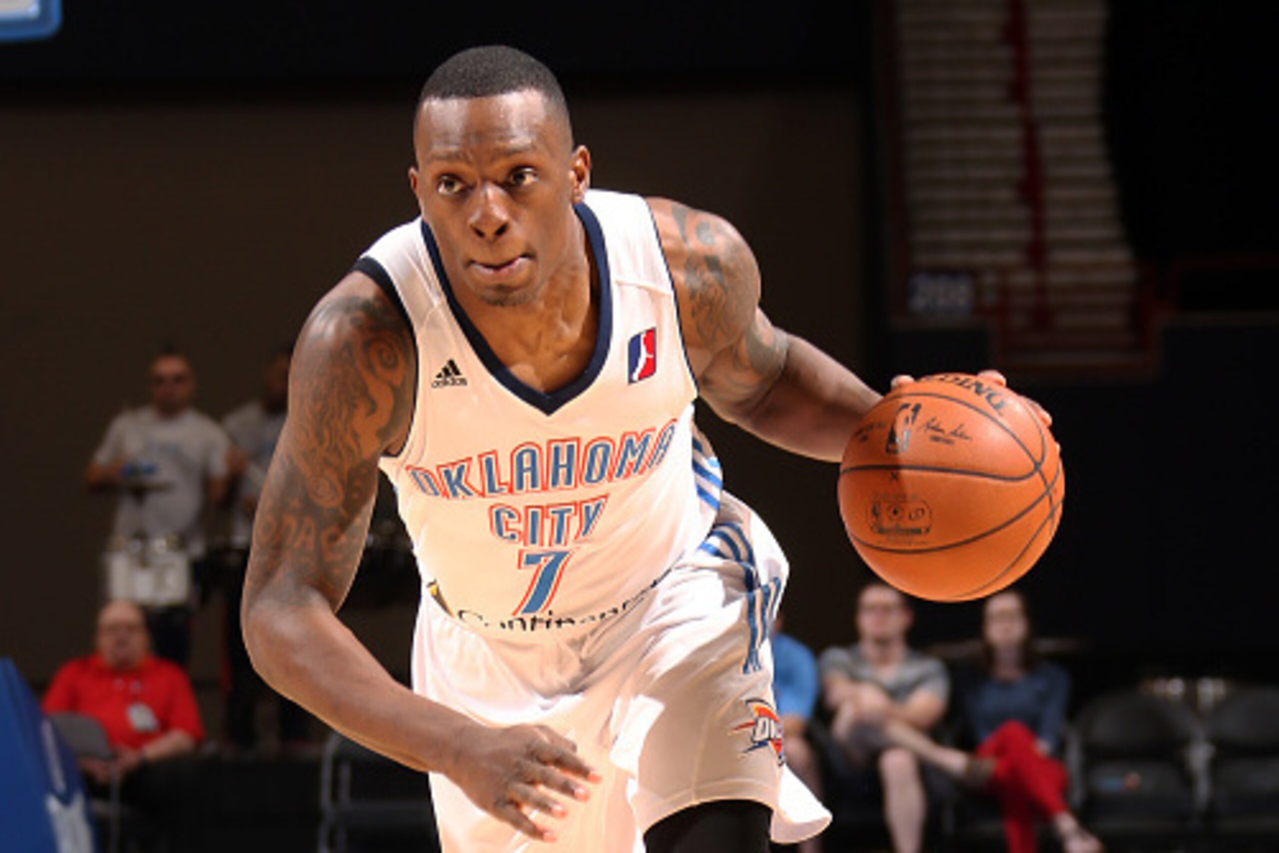 OKLAHOMA CITY, OK - APRIL 8:  Frank Gaines #7 of the Oklahoma City Blue drives against the Santa Cruz Warriors during an NBA D-League Western Conference Semifinals Game One on April 8, 2015 at the Cox Convention Center in Oklahoma City, Oklahoma. NOTE TO 