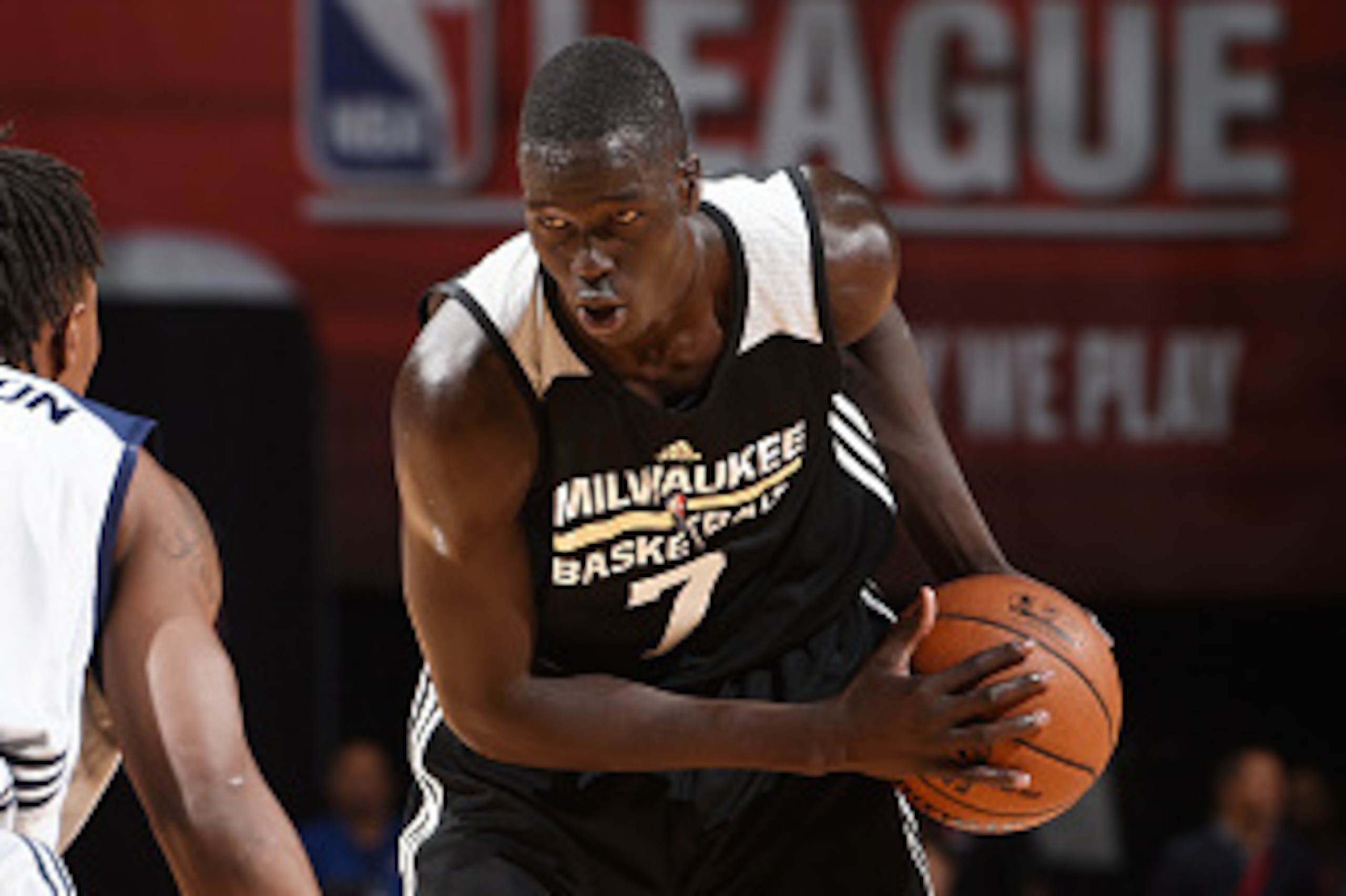 LAS VEGAS, NV - JULY 10:  Thon Maker #7 of Milwaukee Bucks handles the ball against the D-League during 2016 Summer League on July 10, 2016 at the Thomas & Mack Center in Las Vegas, Nevada. NOTE TO USER: User expressly acknowledges and agrees that, by dow