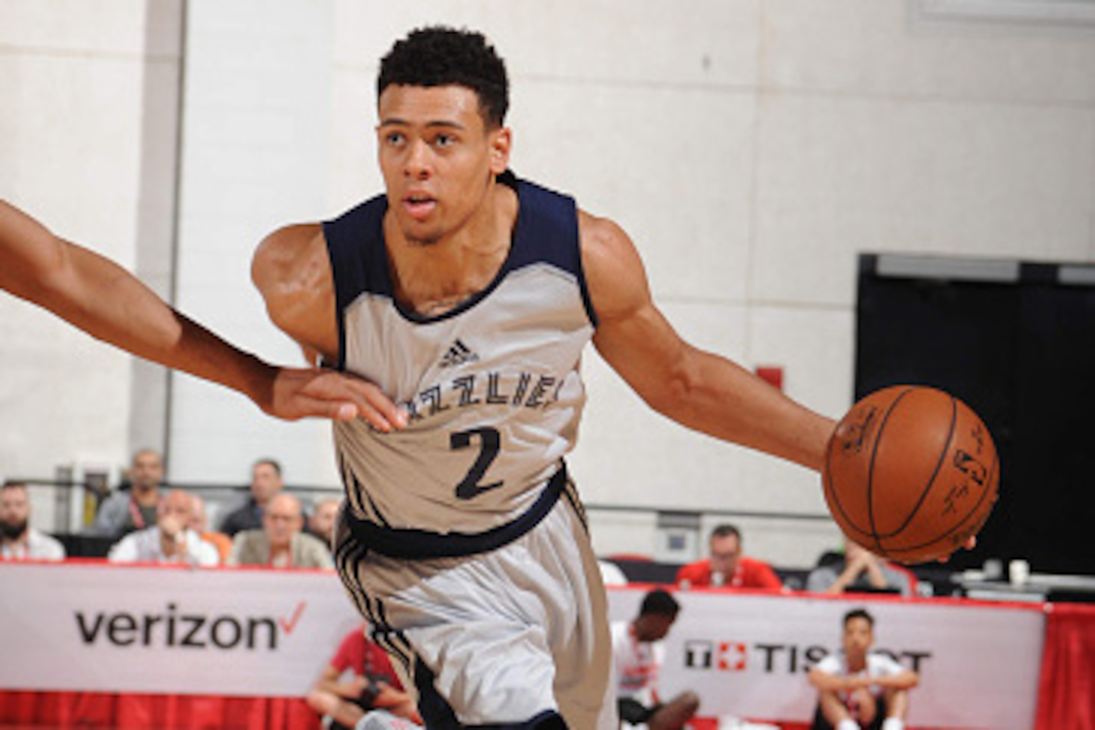 LAS VEGAS, NV - JULY 11:  Wade Baldwin IV #2 of the Memphis Grizzlies handles the ball against the Milwaukee Bucks during the 2016 NBA Las Vegas Summer League game on July 11, 2016 at the Cox Pavillion in Las Vegas, Nevada. NOTE TO USER: User expressly ac