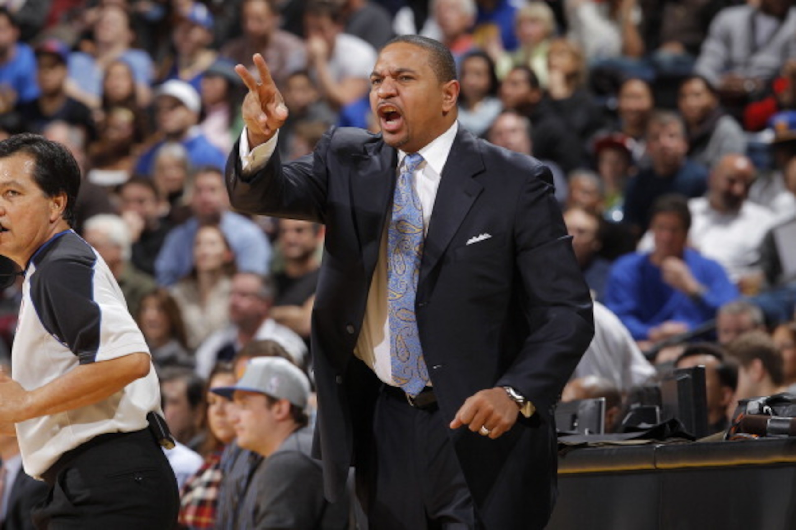 OAKLAND, CA -DECEMBER 28: Head coach Mark Jackson of the Golden State Warriors leads his team against the New York Knicks on December 28, 2011 at Oracle Arena in Oakland, California. NOTE TO USER: User expressly acknowledges and agrees that, by downloadin