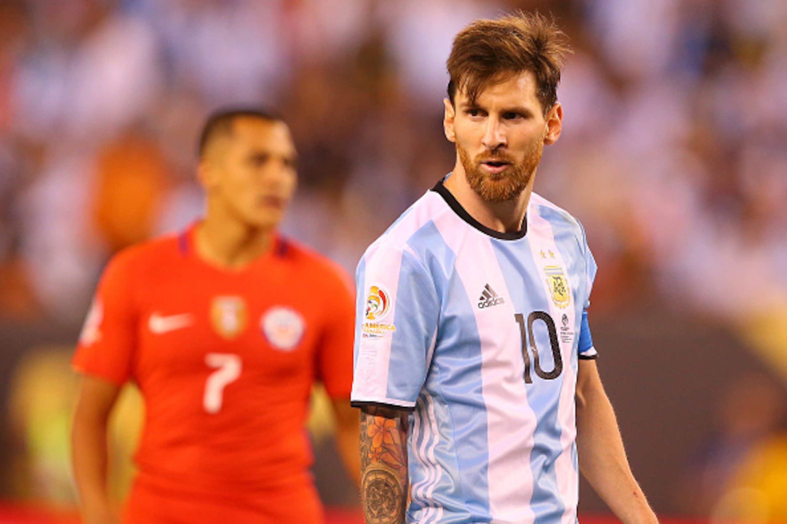 EAST RUTHERFORD, NJ - JUNE 26: Lionel Messi #10 of Argentina looks on against Chile during the Copa America Centenario Championship match at MetLife Stadium on June 26, 2016 in East Rutherford, New Jersey. Chile defeated Argentina 4-2 in penalty kicks. (P