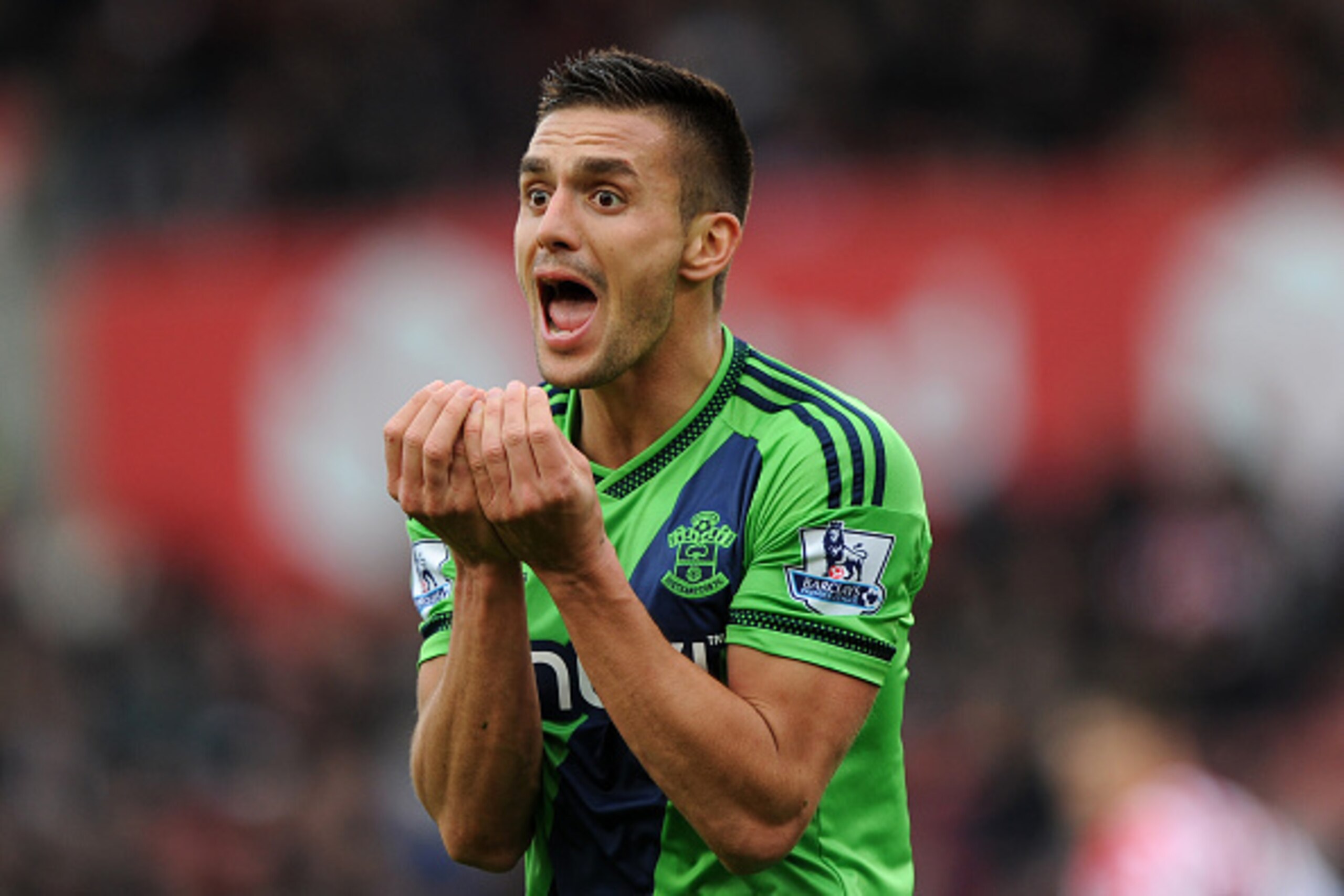 STOKE ON TRENT, ENGLAND - MARCH 12:  Dusan Tadic of Southampton appeals for a penalty during the Barclays Premier League match between Stoke City and Southampton at Britannia Stadium on March 12, 2016 in Stoke on Trent, England.  (Photo by Sam Bagnall - A