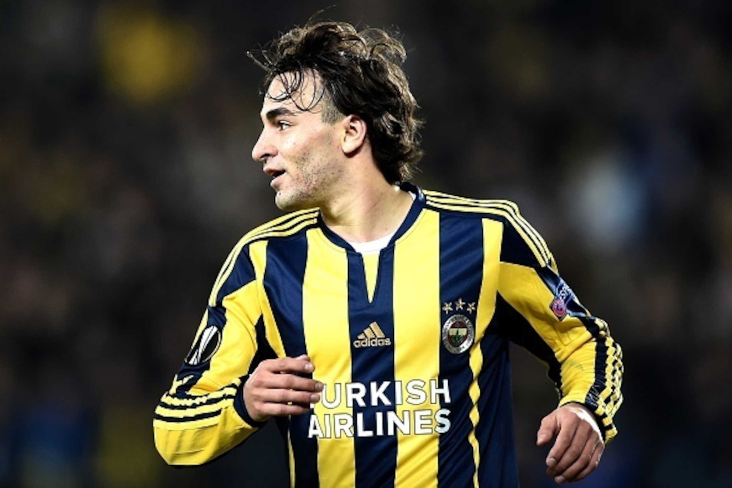 Fenerbahce's Lazar Markovic celebrates after scoring during the UEFA Europa League football match between Fenerbahce and Celtic at Fenerbahce Sukru Saracoglu stadium in Istanbul on December 10, 2015.  / AFP / OZAN KOSE        (Photo credit should read OZA