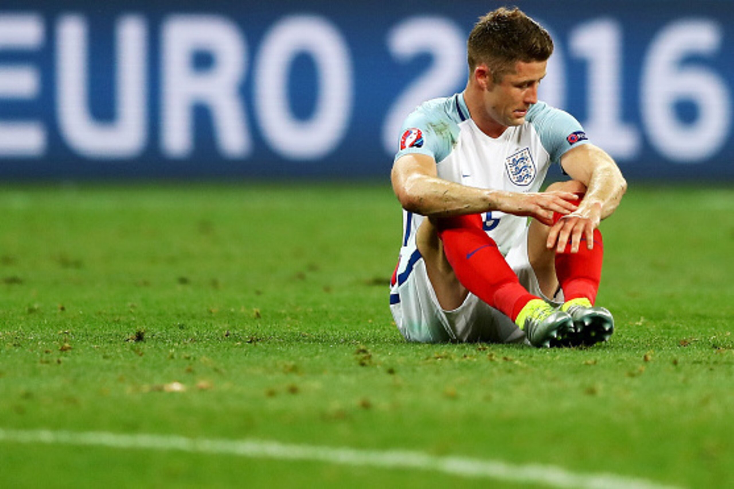 NICE, FRANCE - JUNE 27: Gary Cahill of England shows his dejection after his team's 1-2 defeat in the UEFA EURO 2016 round of 16 match between England and Iceland at Allianz Riviera Stadium on June 27, 2016 in Nice, France. (Photo by Lars Baron/Getty Im NICE, FRANCE - JUNE 27: Gary Cahill of England shows his dejection after his team's 1-2 defeat in the UEFA EURO 2016 round of 16 match between England and Iceland at Allianz Riviera Stadium on June 27, 2016 in Nice, France. (Photo by Lars Baron/Getty Im