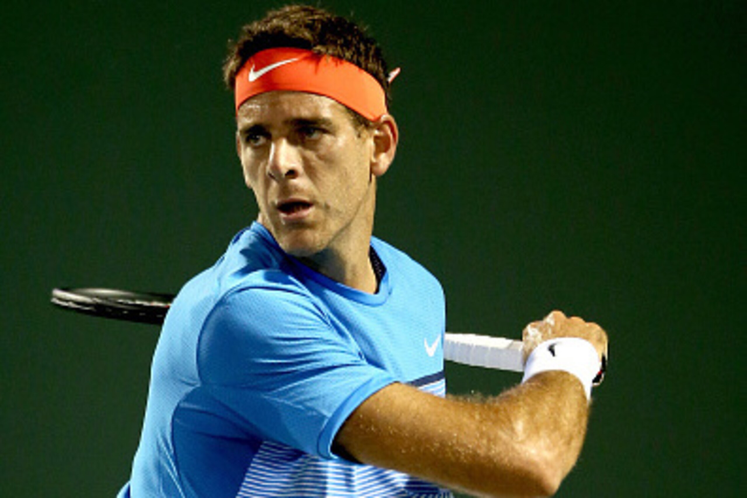 KEY BISCAYNE, FL - MARCH 22:  Juan Martin Del Potro of Argentina returns a shot to Guido Pella of Argentina during the Miami Open presented by Itau at Crandon Park Tennis Center on March 23, 2016 in Key Biscayne, Florida.  (Photo by Matthew Stockman/Getty