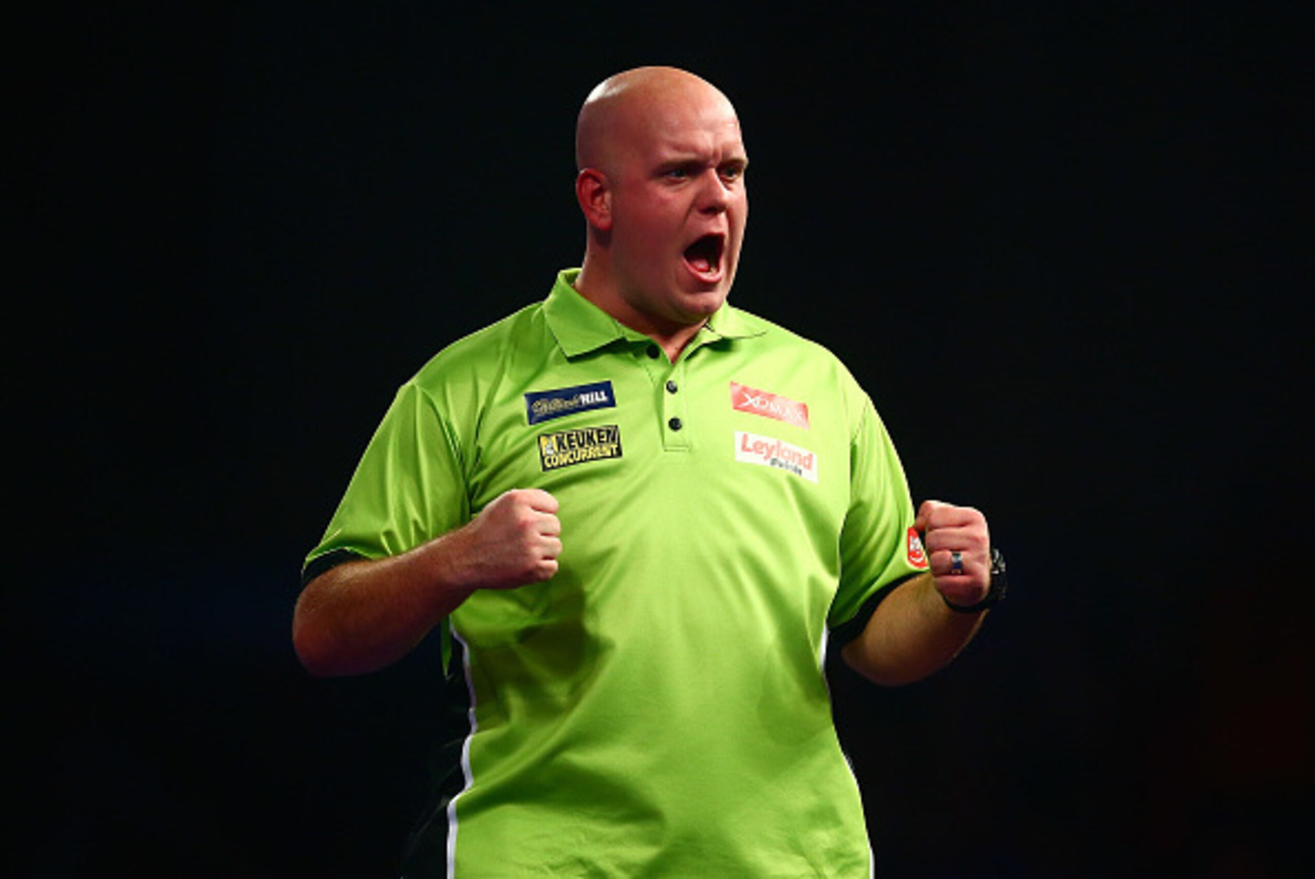 LONDON, ENGLAND - DECEMBER 29: Michael van Gerwen of Holland celebrates a point in his third round match against Raymond van Barneveld of Holland on Day Eleven of the 2016 William Hill PDC World Darts Championships at Alexandra Palace on December 29, 201 LONDON, ENGLAND - DECEMBER 29: Michael van Gerwen of Holland celebrates a point in his third round match against Raymond van Barneveld of Holland on Day Eleven of the 2016 William Hill PDC World Darts Championships at Alexandra Palace on December 29, 201