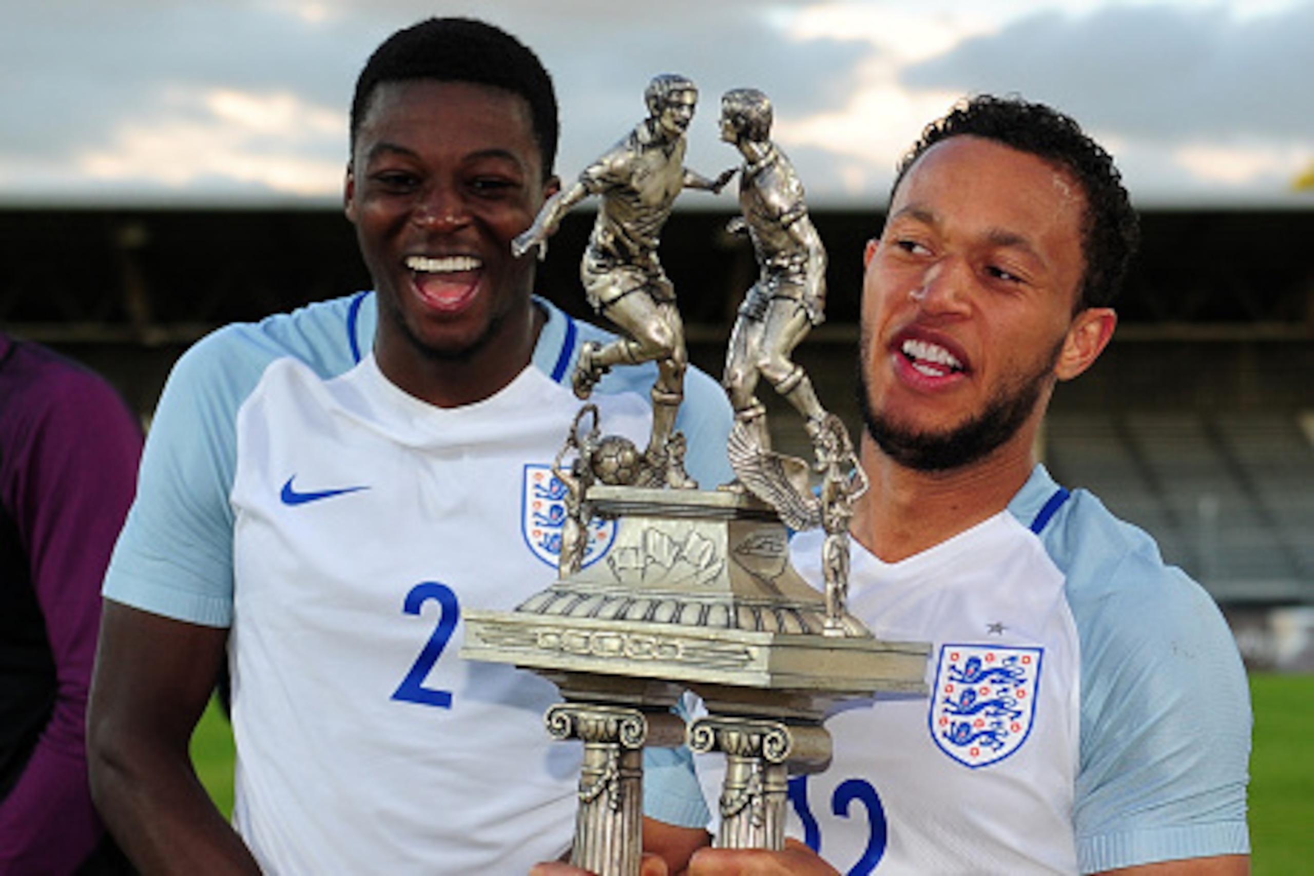 AVIGNON, FRANCE - MAY 29: Lewis Baker of England(R) celebrates with the trophy during the Final of the Toulon Tournament between England and France at Parc Des Sports on May 29, 2016 in Avignon, France. (Photo by Harry Trump/Getty Images) AVIGNON, FRANCE - MAY 29: Lewis Baker of England(R) celebrates with the trophy during the Final of the Toulon Tournament between England and France at Parc Des Sports on May 29, 2016 in Avignon, France. (Photo by Harry Trump/Getty Images)