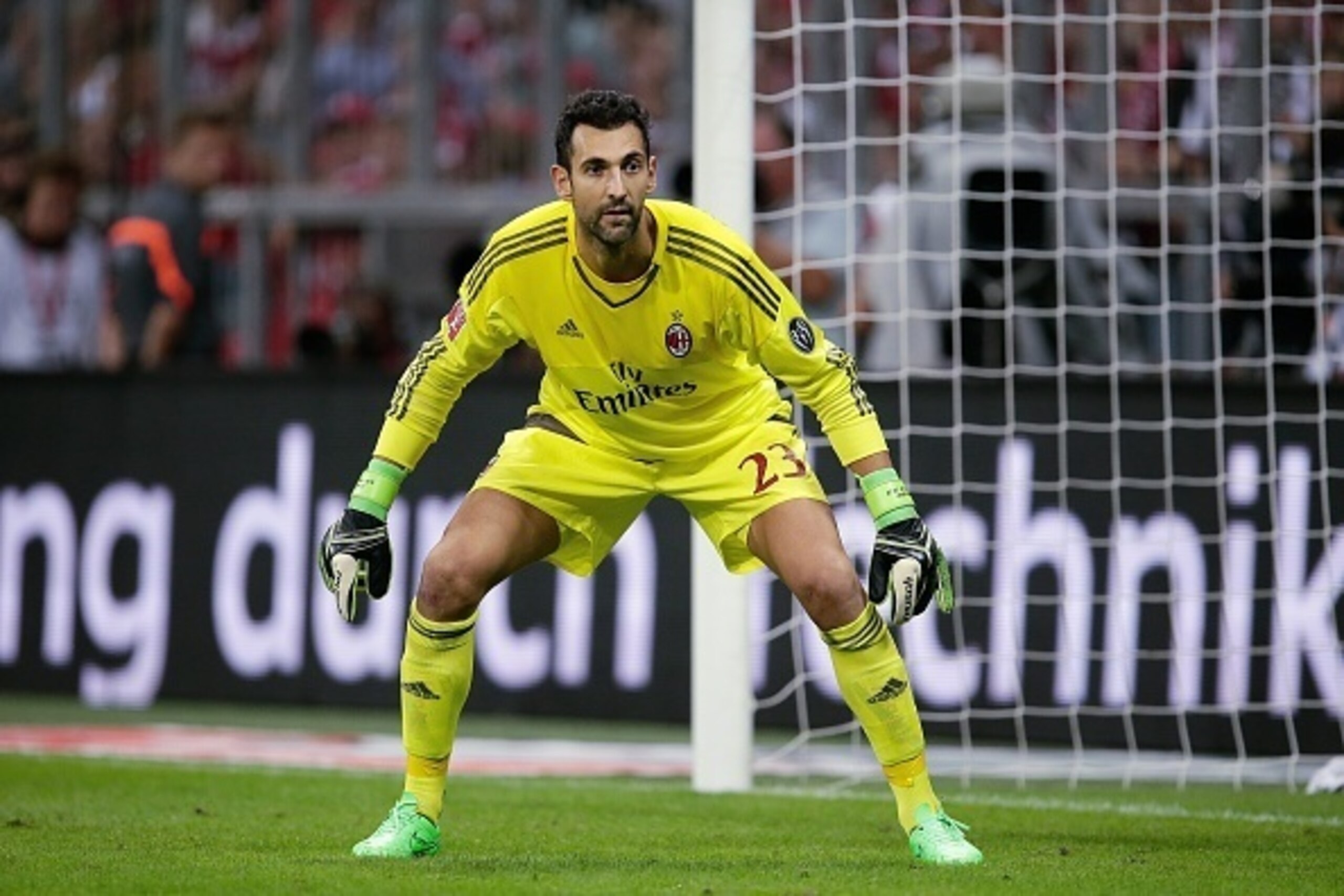 Diego Lopez of AC Milan during the AUDI Cup match between FC Bayern Munich and AC Milan on August 4, 2015 at the Allianz Arena in Munich, Germany(Photo by VI Images via Getty Images)