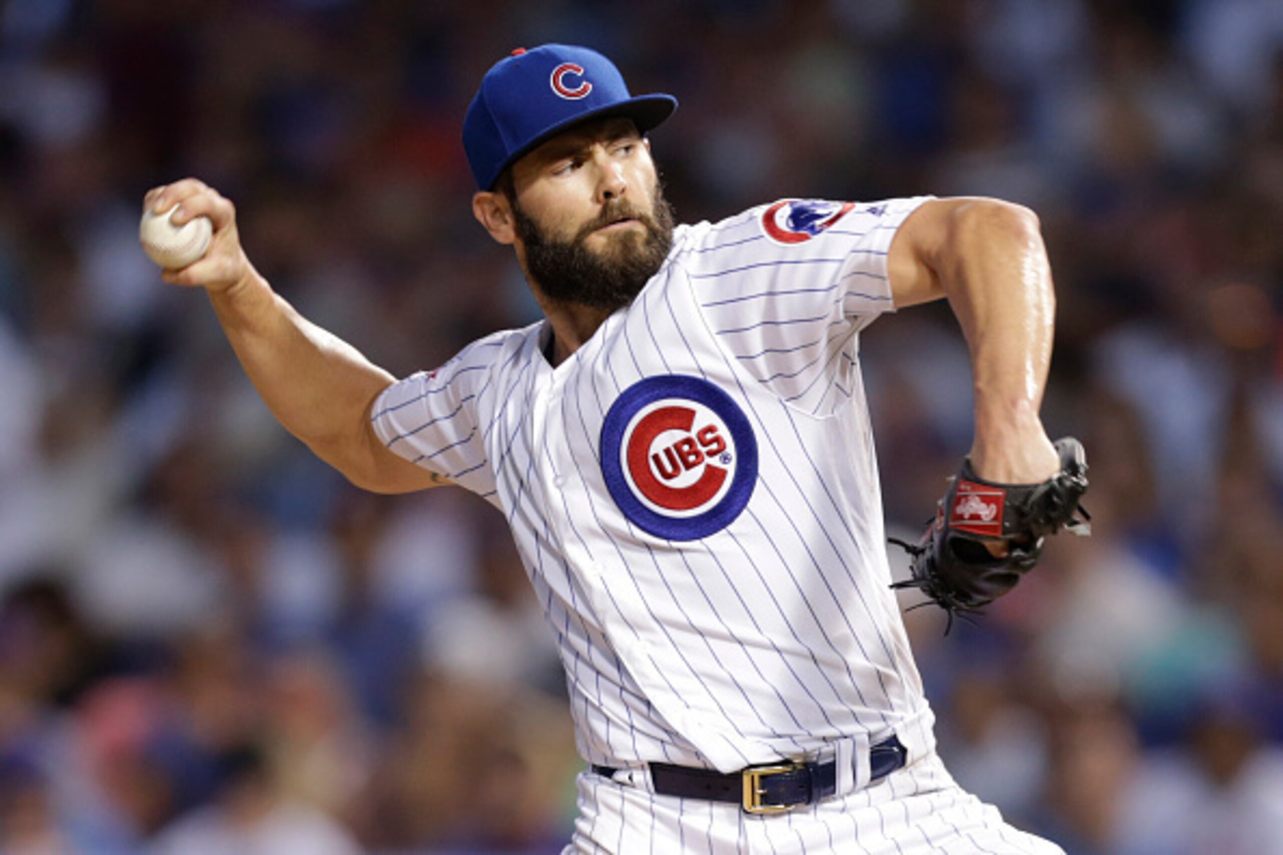 CHICAGO, IL - JULY 19: Jake Arrieta #49 of the Chicago Cubs pitches during the seventh inning against the New York Mets at Wrigley Field on July 19, 2016 in Chicago, Illinois. (Photo by Mike McGinnis/Getty Images)