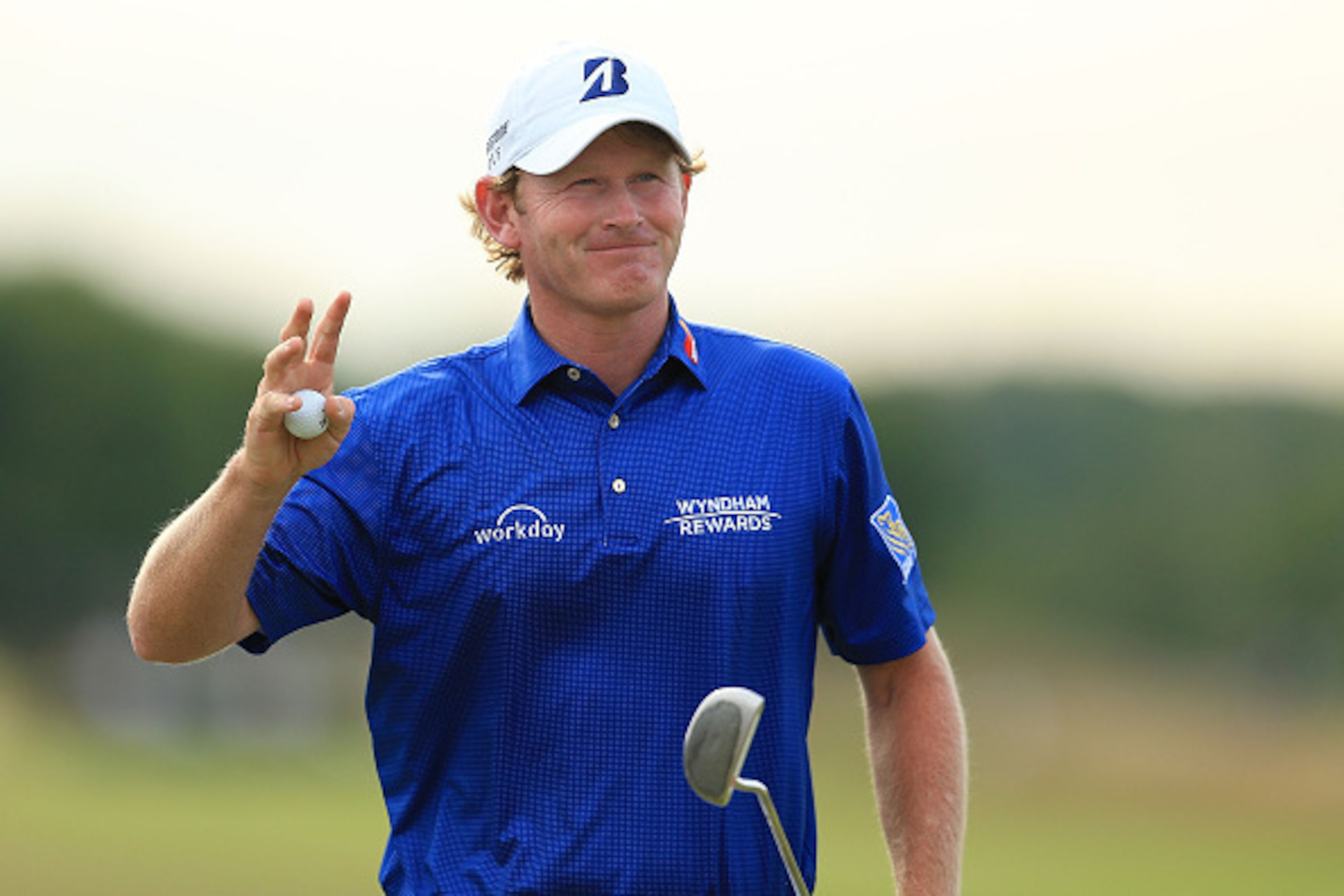 OAKVILLE, ON - JULY 24:  Brandt Snedeker of the United States acknowledges the crowd after putting in on the 18th green during the final round of the RBC Canadian Open at Glen Abbey Golf Club on July 24, 2016 in Oakville, Canada.  (Photo by Vaughn Ridley/