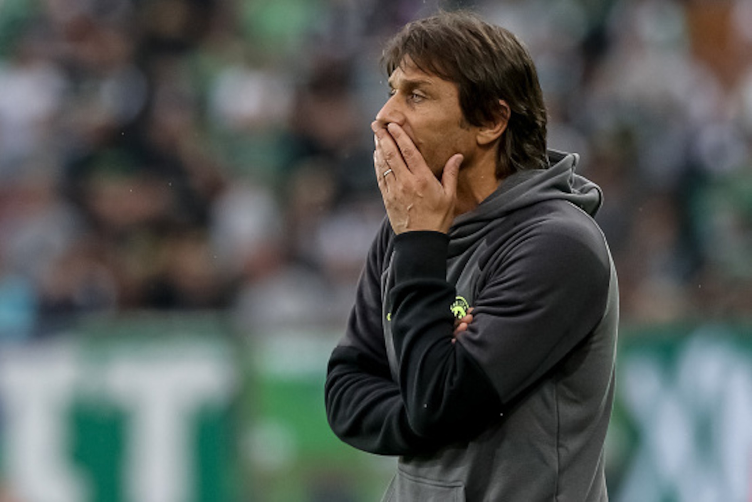 VIENNA, AUSTRIA - JULY 16: Head coach of Chelsea Antonio Conte reacts during an friendly match between SK Rapid Vienna and Chelsea F.C. at Allianz Stadion on July 16, 2016 in Vienna, Austria. (Photo by Matej Divizna/Getty Images)