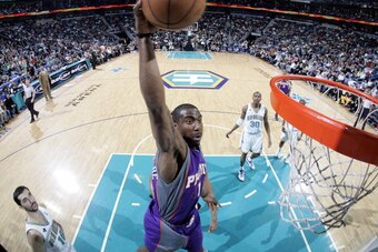 NEW ORLEANS - FEBRUARY 27:  Amare Stoudemire #1 of the Phoenix Suns goes up for a dunk against the New Orleans Hornets on February 27, 2008 at the New Orleans Arena in New Orleans, Louisiana.   NOTE TO USER: User expressly acknowledges and agrees that, by