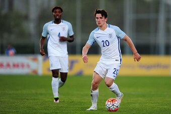 TOULON, FRANCE - MAY 19: Ben Chilwell of England during the Toulon Tournament match between England and Portugal at Stadium Leo Lagrange on May 19, 2016 in Toulon, France. (Photo by Harry Trump/Getty Images)