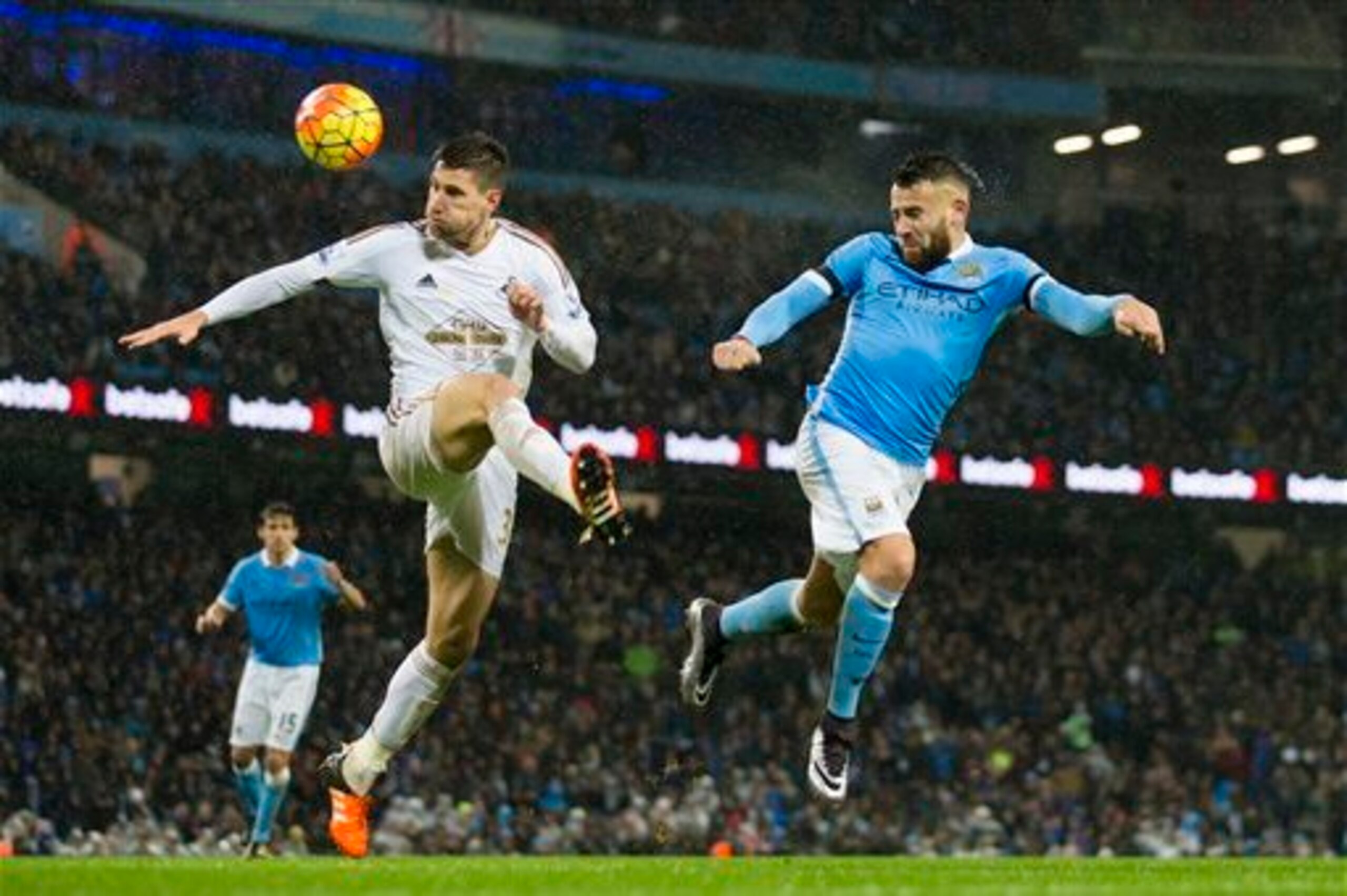 Fernandez is also a reported Gunners target.