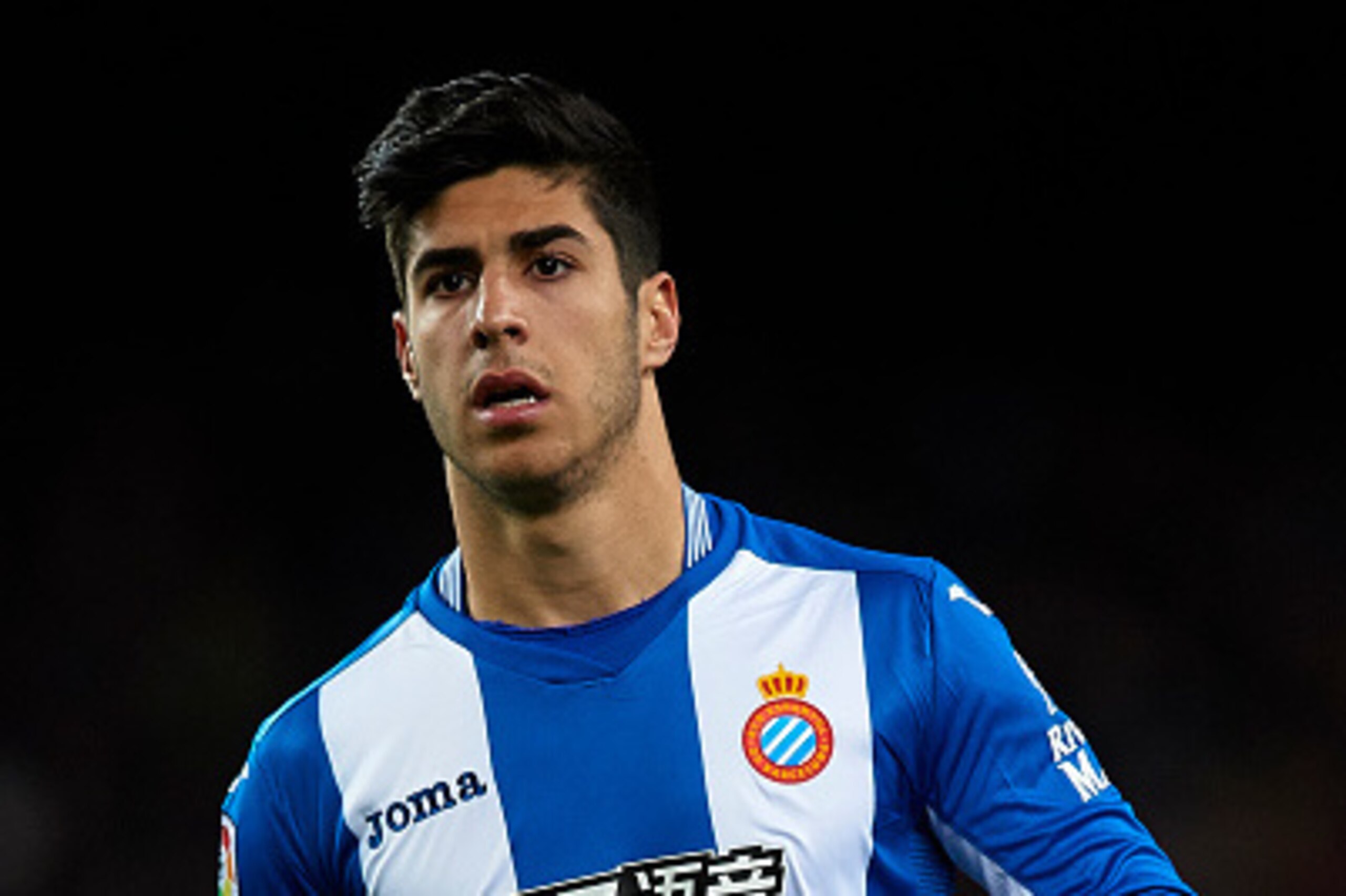 BARCELONA, SPAIN - JANUARY 06:  Marco Asensio of Espanyol looks on during the Copa del Rey Round of 16 match between FC Barcelona and Real CD Espanyol at Camp Nou on January 6, 2016 in Barcelona, Spain.  (Photo by Manuel Queimadelos Alonso/Getty Images)