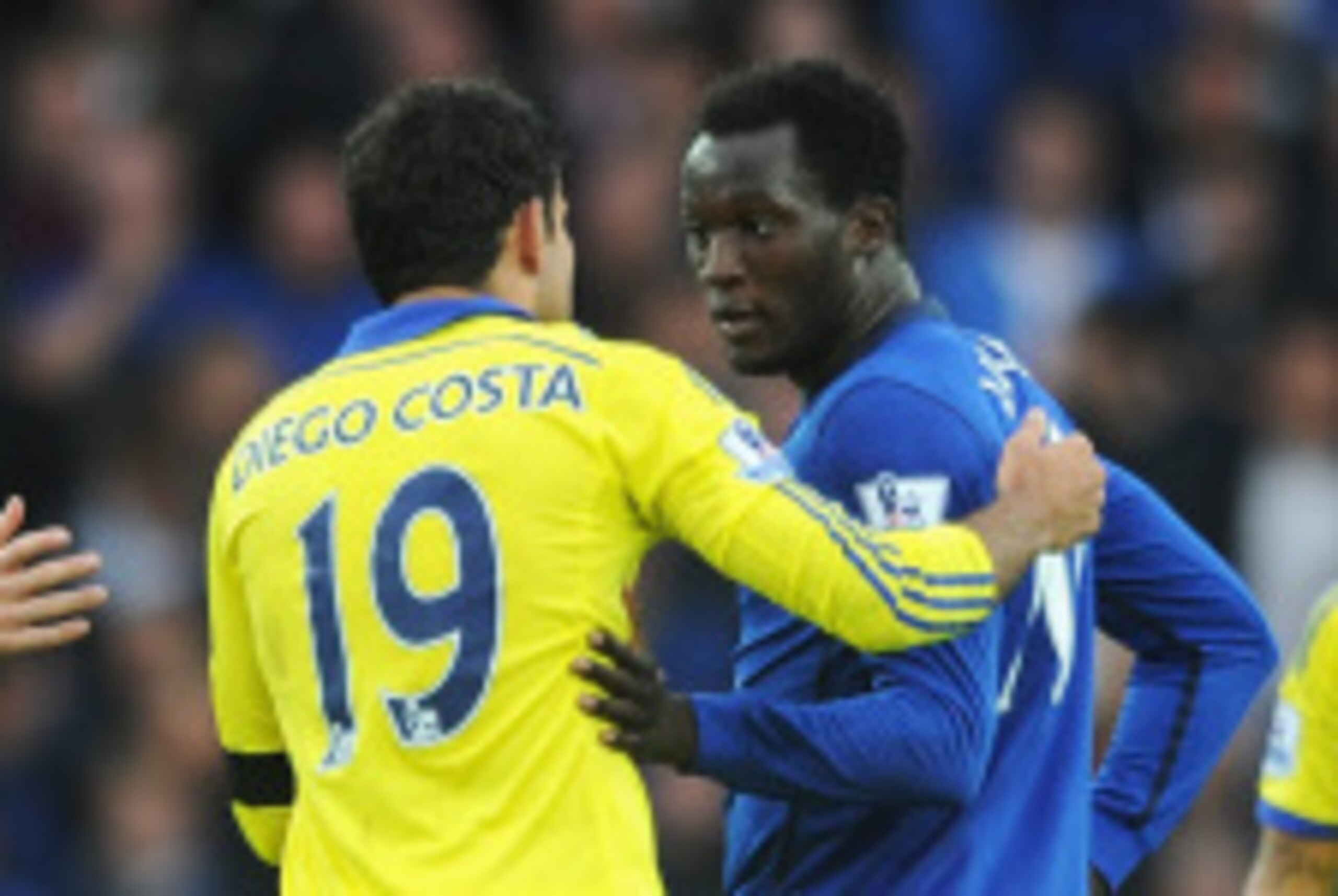 LIVERPOOL, ENGLAND - AUGUST 30:  Diego Costa of Chelsea exchanges words with Romelu Lukaku of Everton during the Barclays Premier League match between Everton and Chelsea at Goodison Park on August 30, 2014 in Liverpool, England.  (Photo by Chris Brunskil