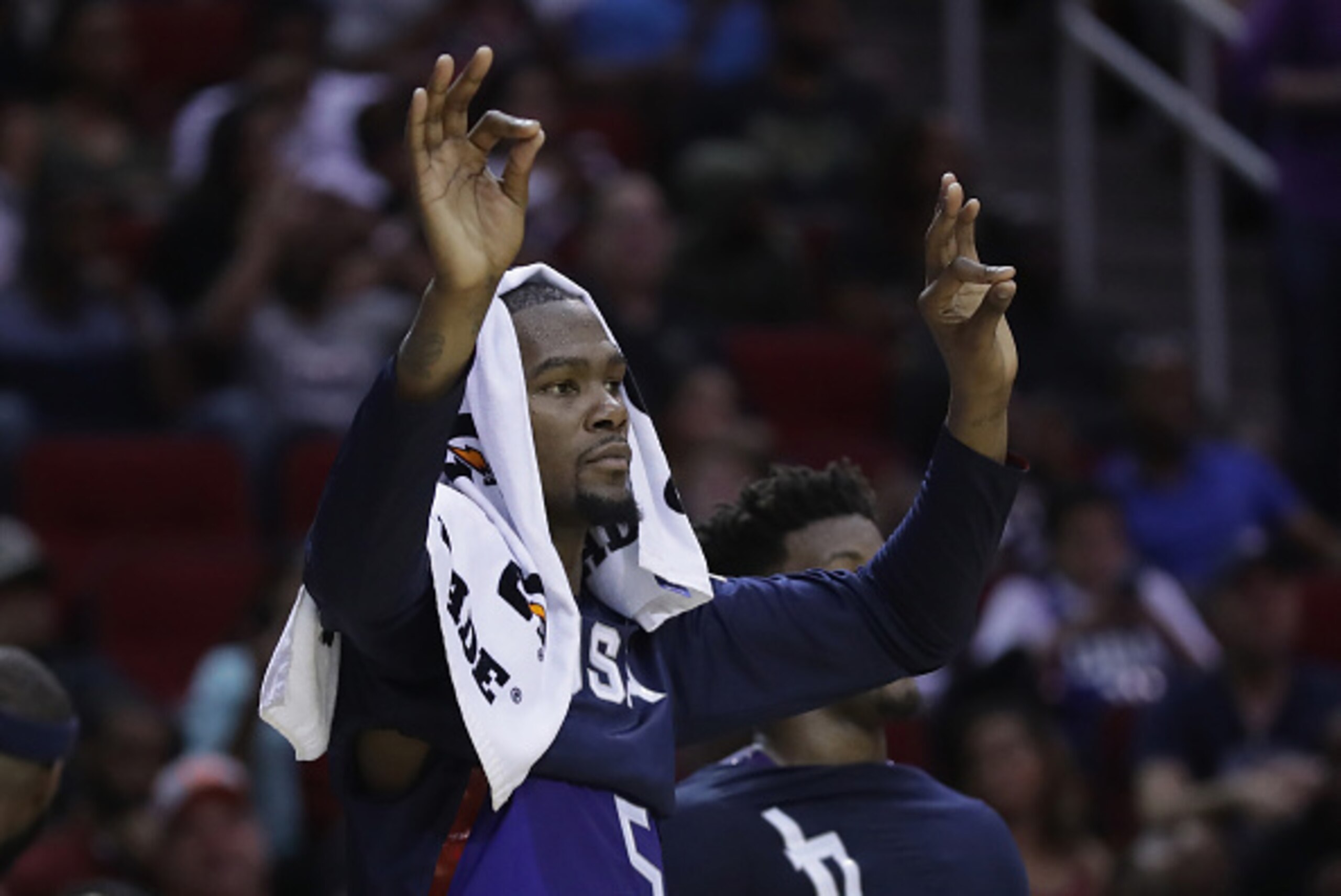 HOUSTON, TX - AUGUST 01:  Kevin Durant #5 of the United States during USA Basketball Showcase at Toyota Center on August 1, 2016 in Houston, Texas.  (Photo by Ronald Martinez/Getty Images)