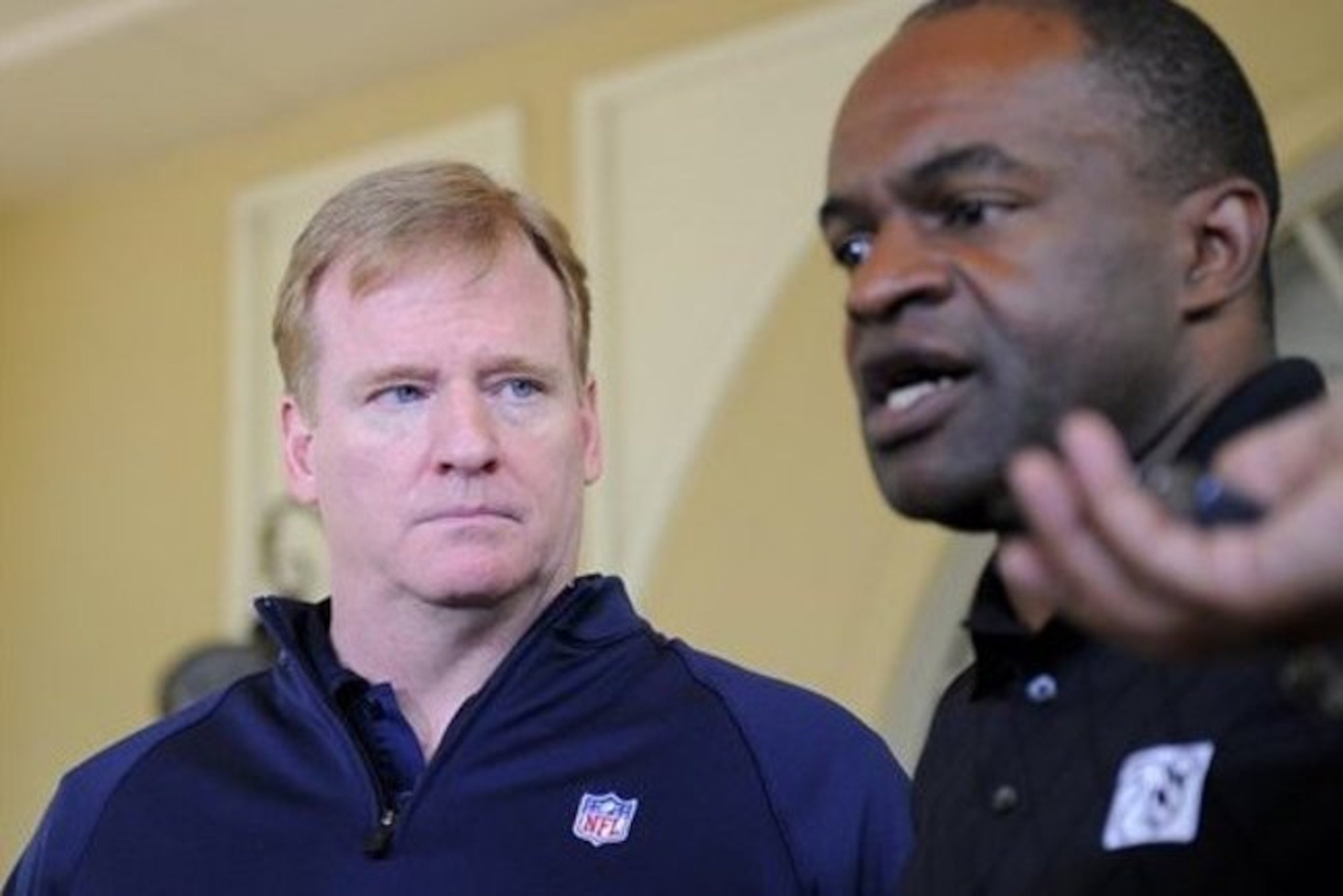 De Smith and the NFLPA want to remove more of Roger Goodell's power.