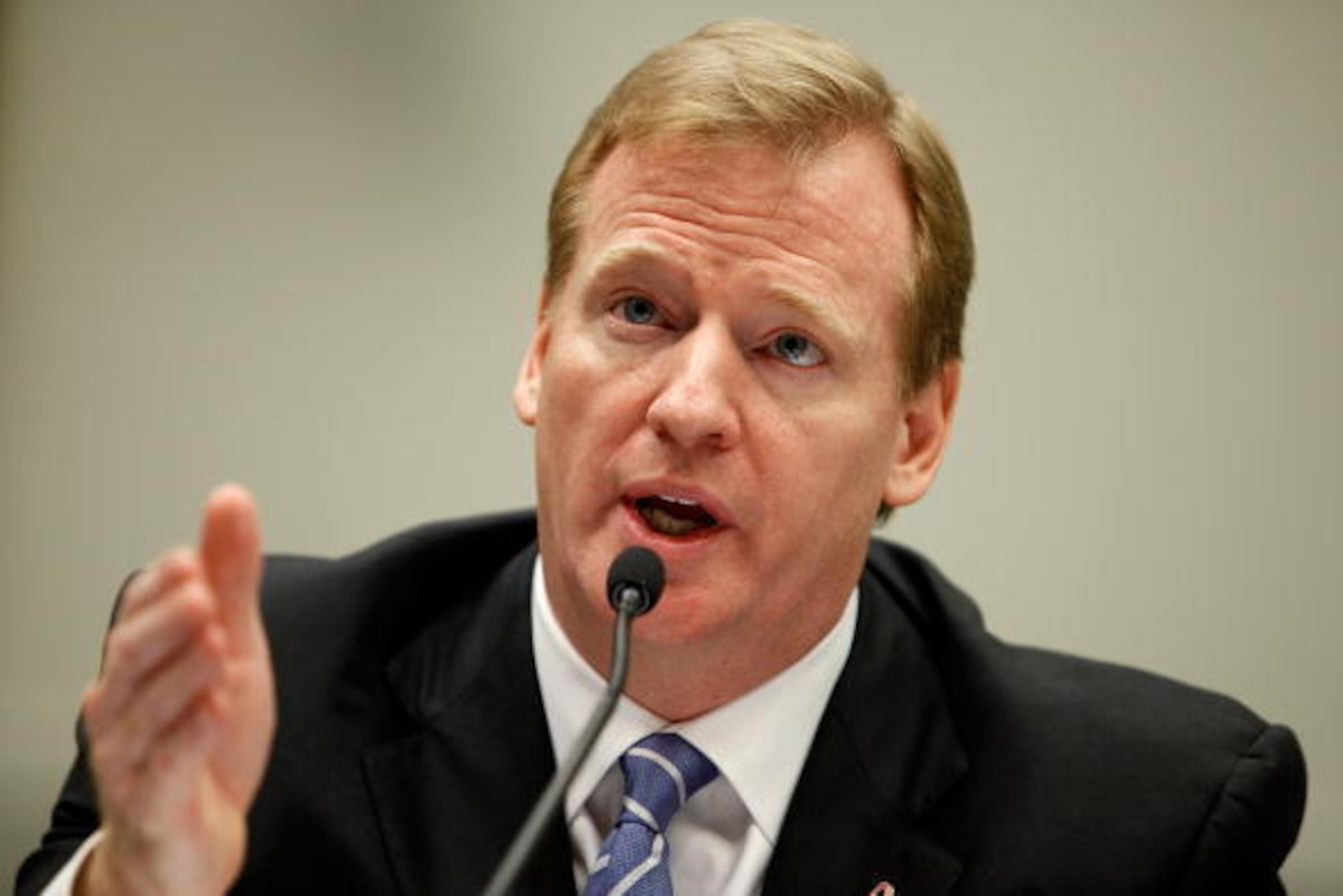 WASHINGTON - OCTOBER 28:  National Football League Commissioner Roger Goodell testifies with others before the House Judiciary Committee about football brain injuries on Capitol Hill October 28, 2009 in Washington, DC. A recent NFL study of retired player