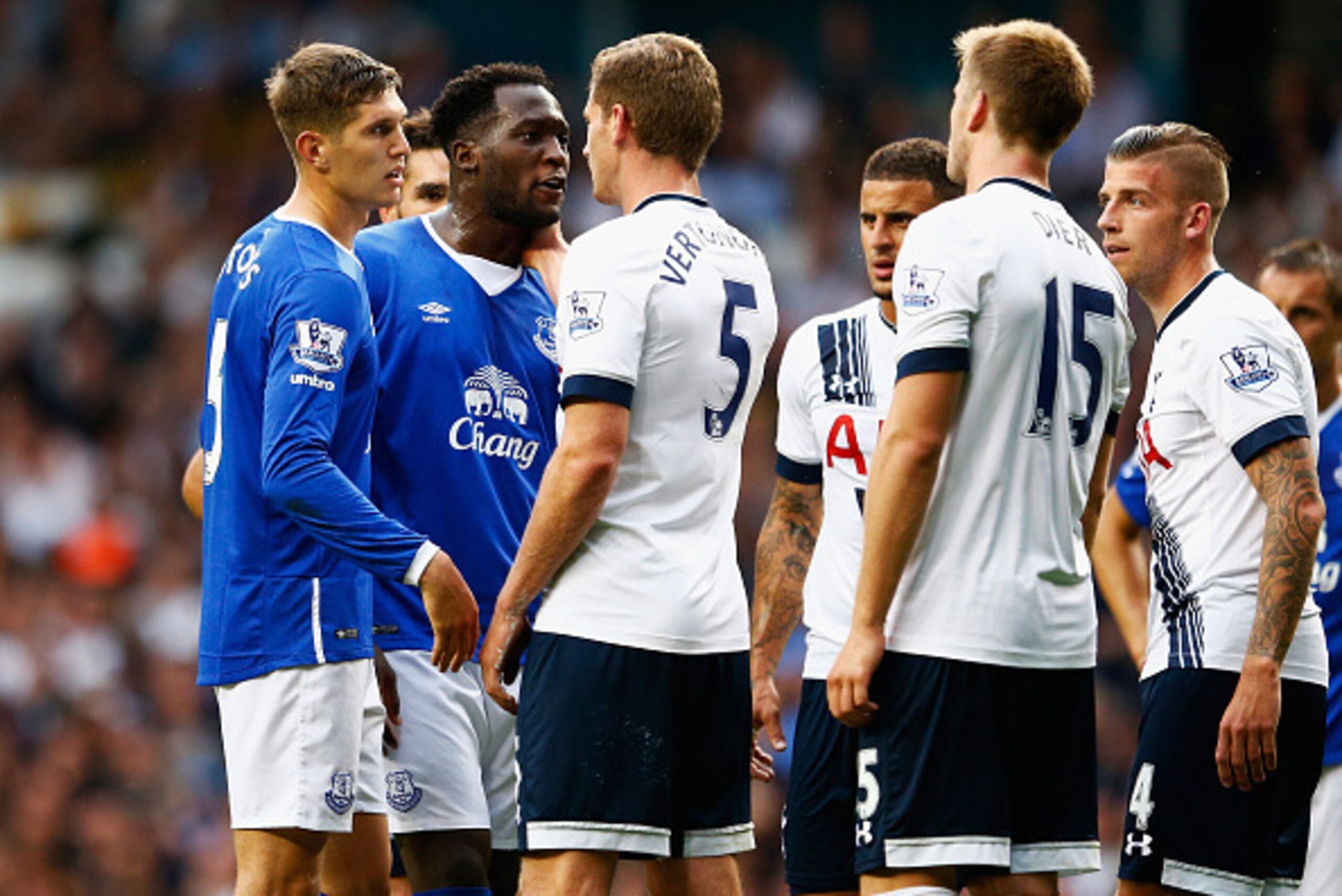 LONDON, ENGLAND - AUGUST 29: John Stones (1st L) and Romelu Lukaku (2nd L) of Everton face off with Jan Vertonghen (3rd L), Eric Dier (2nd R) and Toby Alderweireld (1st R) of Tottenham Hotspur during the Barclays Premier League match between Tottenham Ho LONDON, ENGLAND - AUGUST 29: John Stones (1st L) and Romelu Lukaku (2nd L) of Everton face off with Jan Vertonghen (3rd L), Eric Dier (2nd R) and Toby Alderweireld (1st R) of Tottenham Hotspur during the Barclays Premier League match between Tottenham Ho