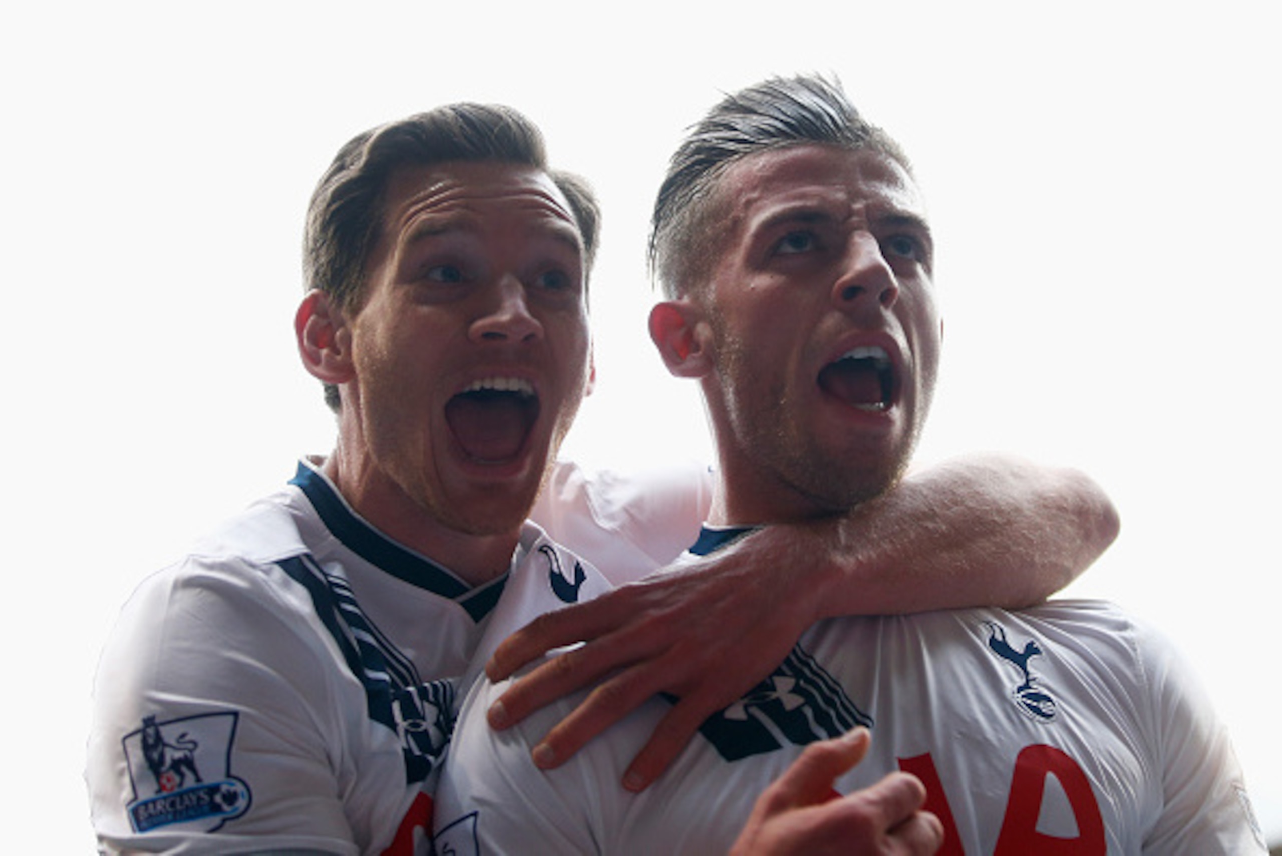 LONDON, UNITED KINGDOM - APRIL 10:  Toby Alderweireld of Tottenham Hotspur (R) with Jan Vertonghen celebrates as he scores their second goal during the Barclays Premier League match between Tottenham Hotspur and Manchester United at White Hart Lane on Apr