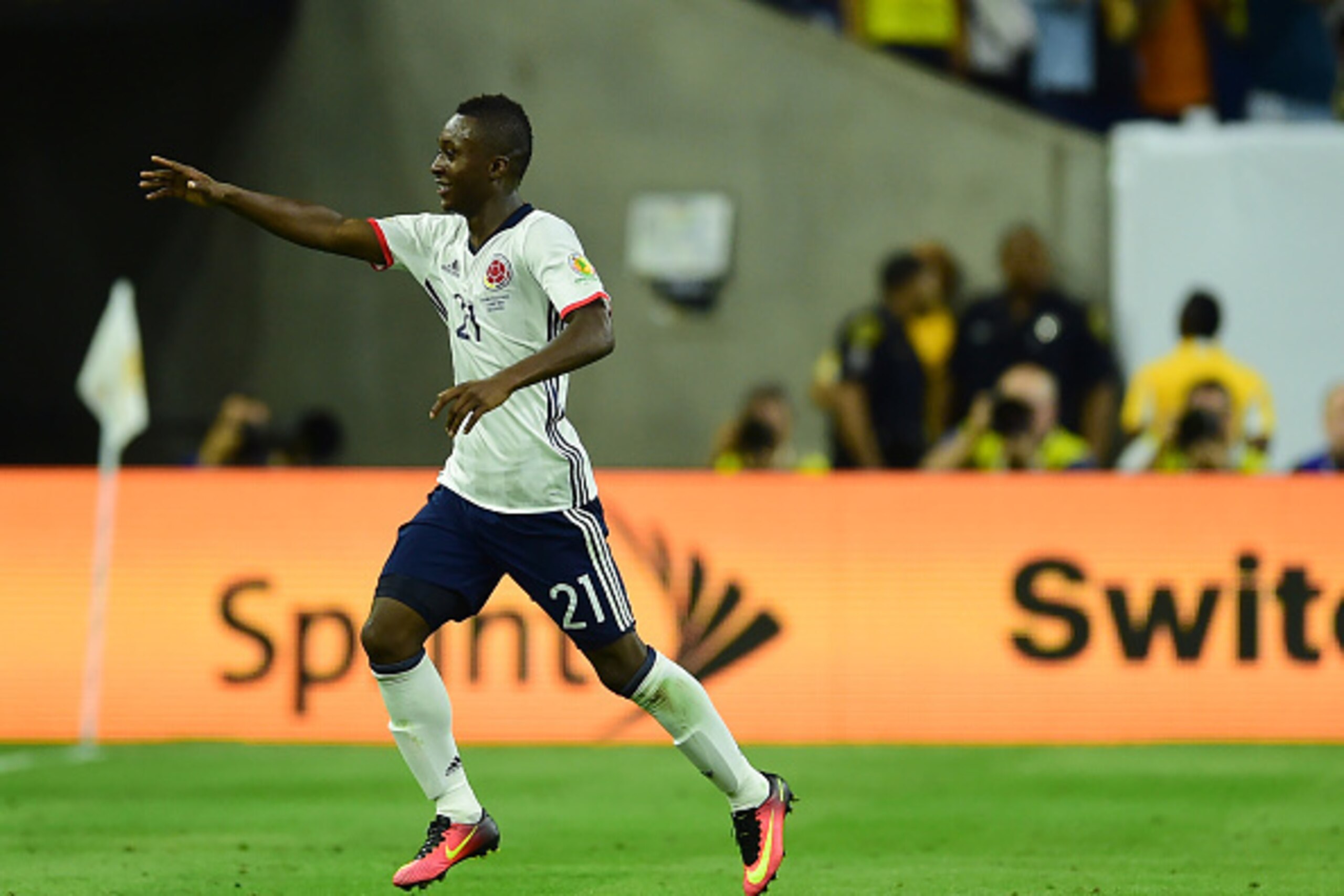 Colombia's Marlos Moreno celebrates after scoring against Costa Rica during the Copa America Centenario football tournament in Houston, Texas, United States, on June 11, 2016.  / AFP / ALFREDO ESTRELLA        (Photo credit should read ALFREDO ESTRELLA/AFP