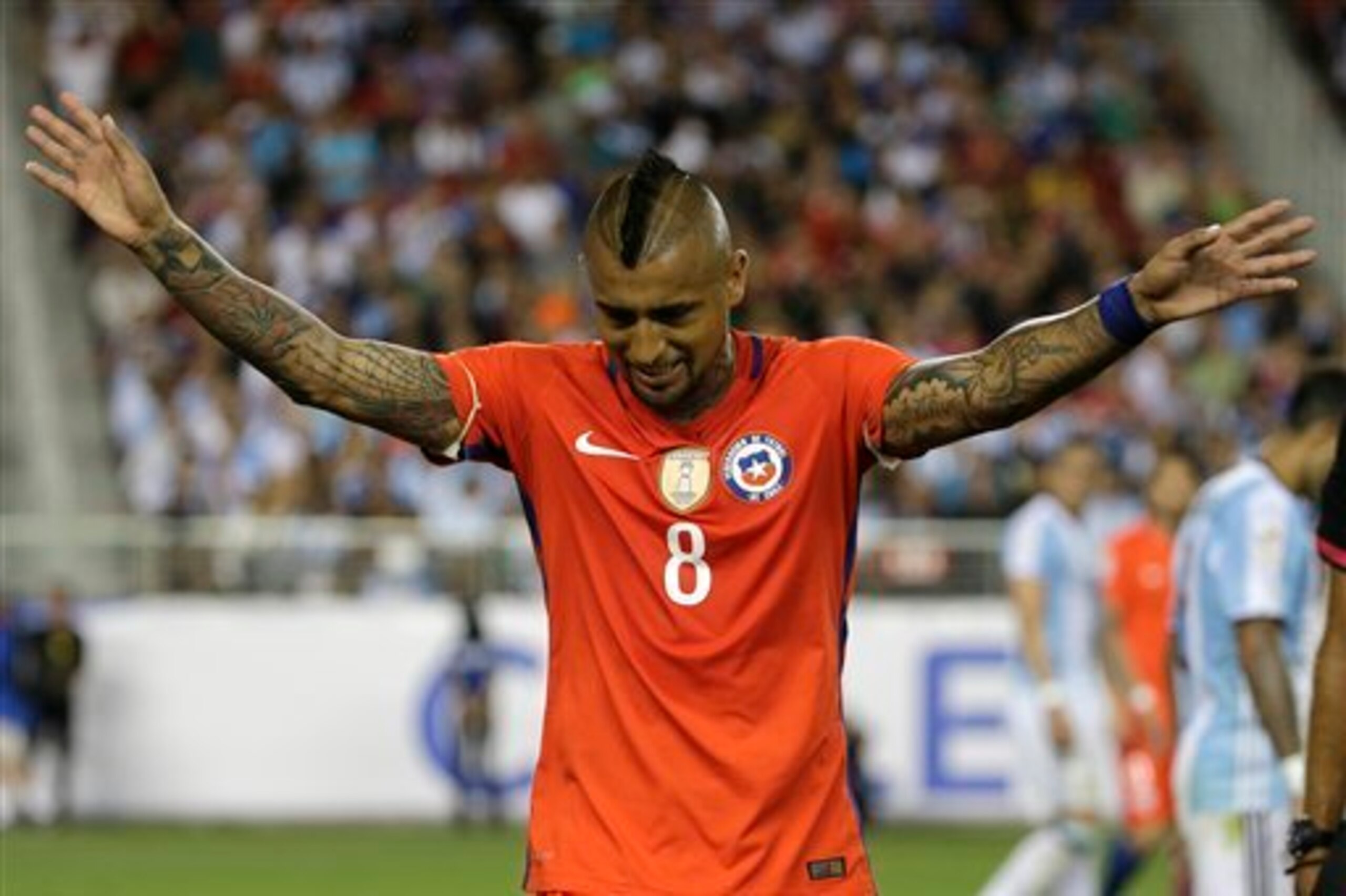 Arturo Vidal may face competition from Sanches this season.