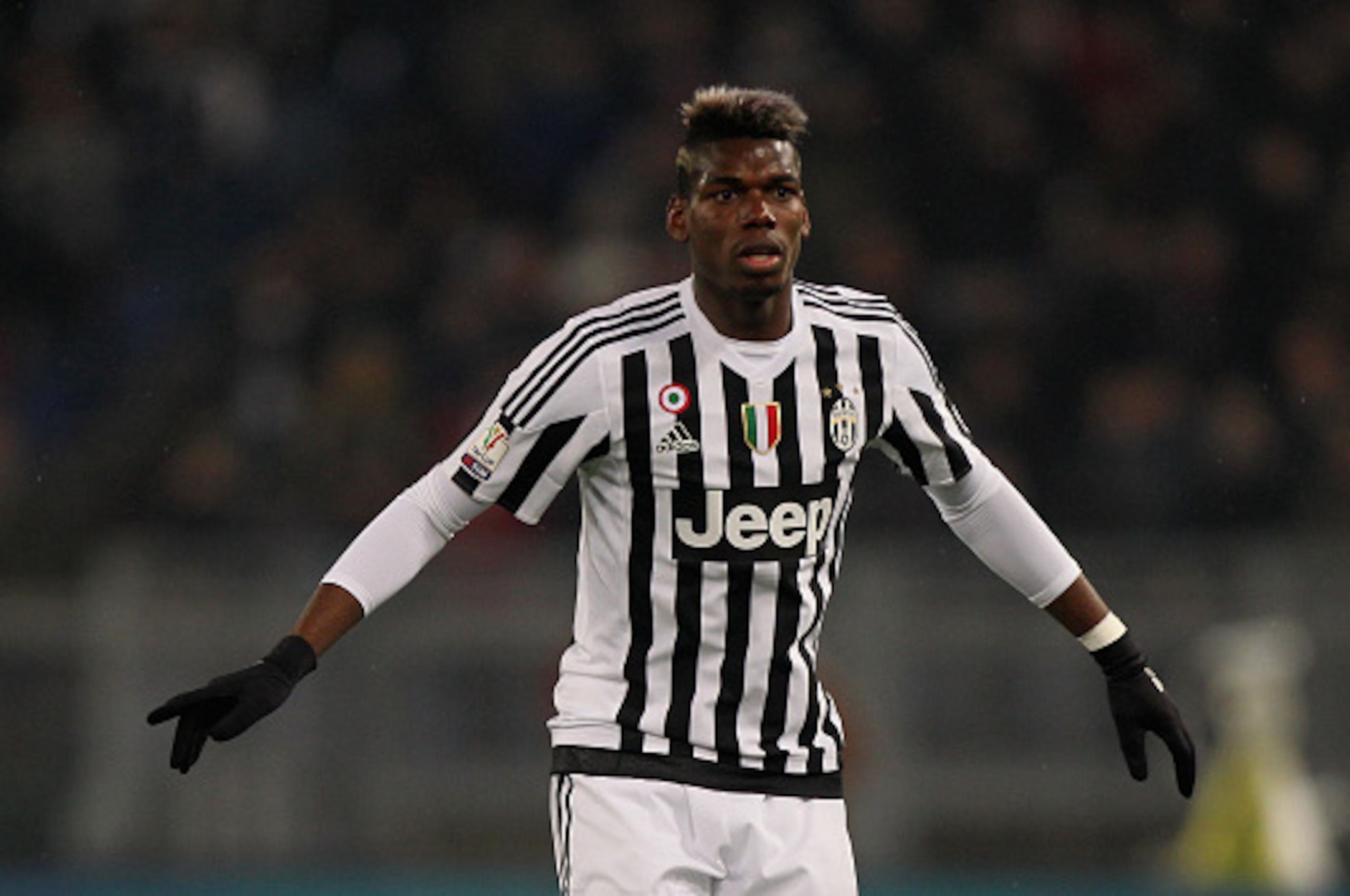 ROME, ITALY - JANUARY 20:  Paul Pogba of Juventus FC in action during the TIM Cup match between SS Lazio and Juventus FC at Stadio Olimpico on January 20, 2015 in Rome, Italy.  (Photo by Paolo Bruno/Getty Images)