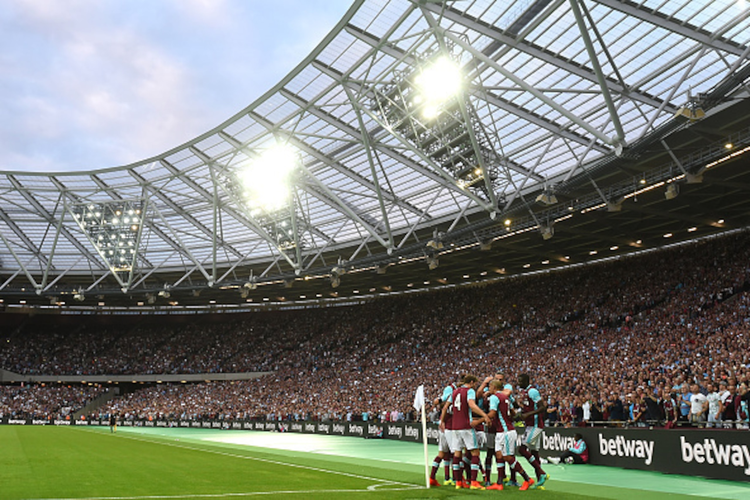 STRATFORD, ENGLAND - AUGUST 04:  Cheikhou Kouyate of West Ham United celebrates with the team scoring the second goal during the UEFA Europa League Qualification round match between West Ham United and NK Domzale at London Stadium on August 4, 2016 in Str
