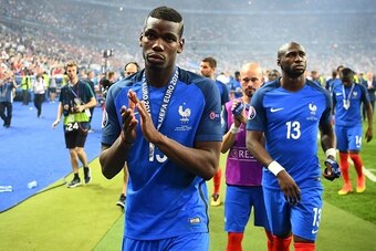 France's midfielder Paul Pogba acknowledges the fans after France lost to Portugal 1-0 in Euro 2016 final football match between France and Portugal at the Stade de France in Saint-Denis, north of Paris, on July 10, 2016.
Portugal beat France 1-0 to clinc