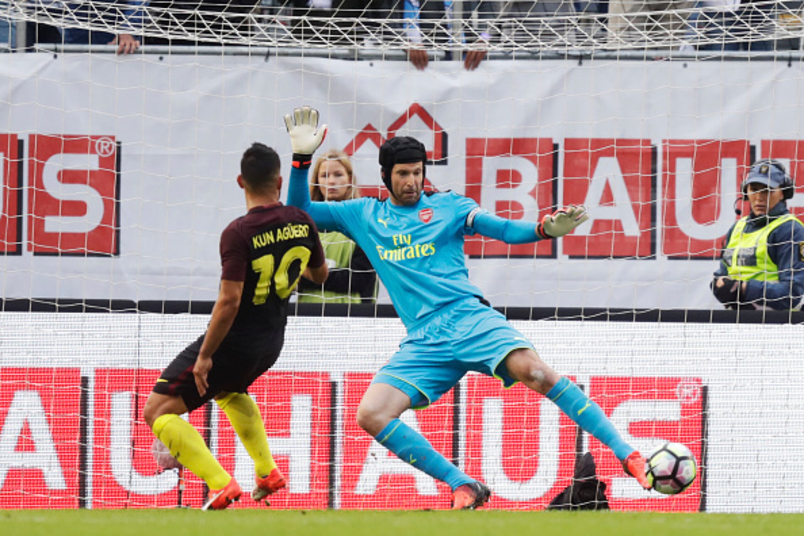 GOTHENBURG, SWEDEN - AUGUST 07: Sergio Aguero of Manchester City scores the opening goal to 0-1 during the Pre-Season Friendly between Arsenal and Manchester City at Ullevi on August 7, 2016 in Gothenburg, Sweden. (Photo by Nils Petter Nilsson/Ombrello/Ge