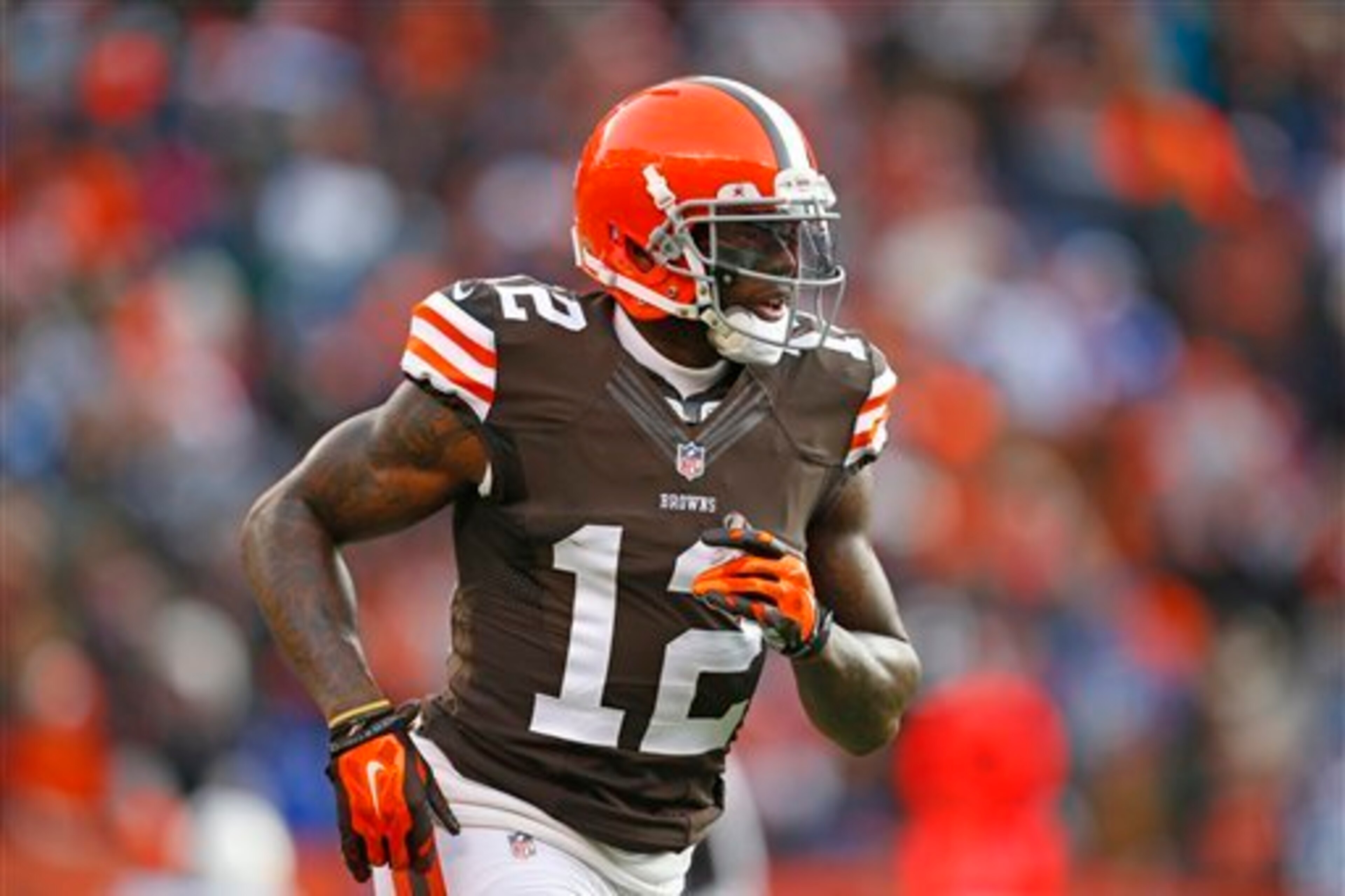 Is Josh Gordon worth the risk? It depends on your format.