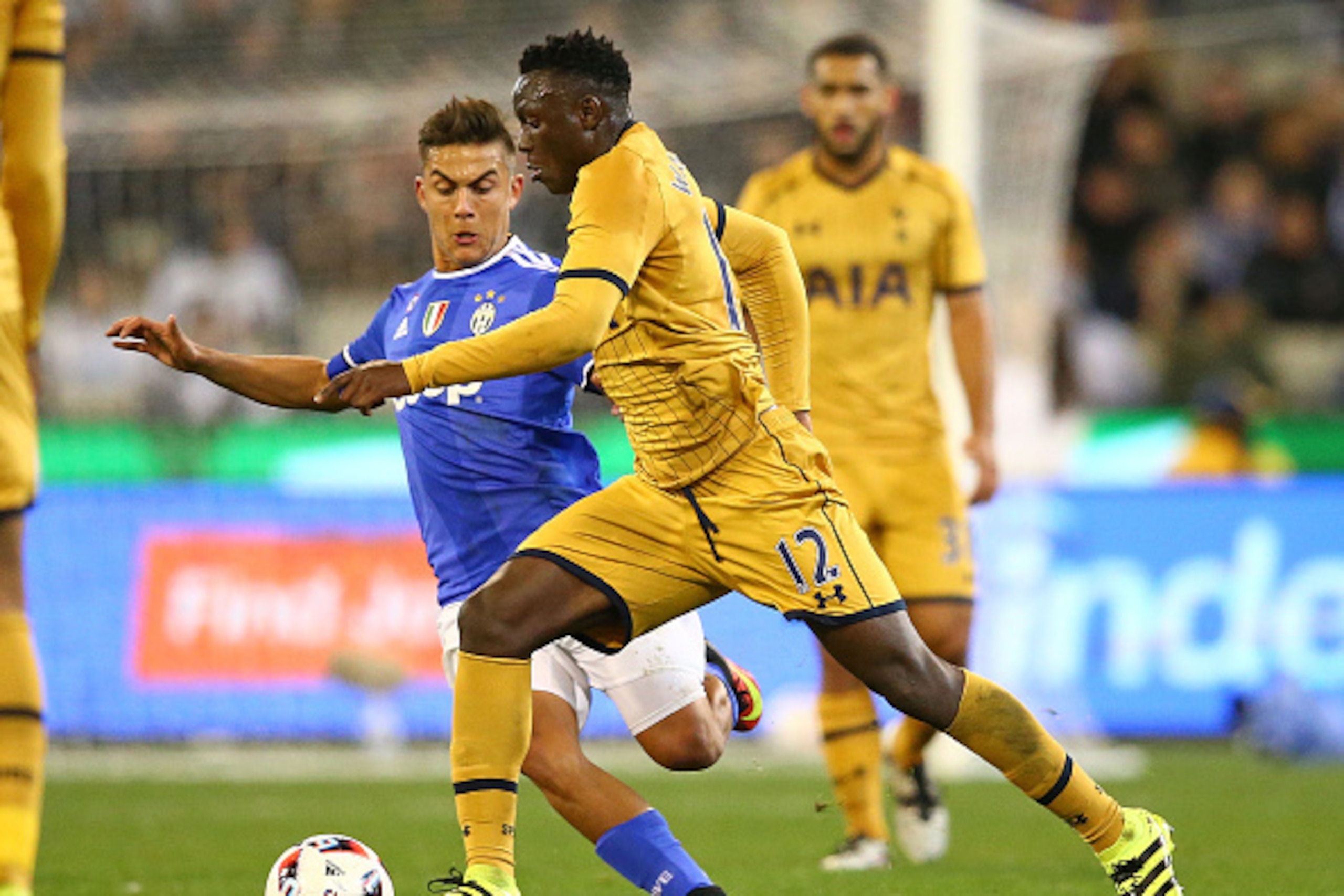 MELBOURNE, AUSTRALIA - JULY 26: Victor Wanyama of Tottenham Hotspur controls the ball during the 2016 International Champions Cup match between Juventus FC and Tottenham Hotspur at Melbourne Cricket Ground on July 26, 2016 in Melbourne, Australia. (Phot MELBOURNE, AUSTRALIA - JULY 26: Victor Wanyama of Tottenham Hotspur controls the ball during the 2016 International Champions Cup match between Juventus FC and Tottenham Hotspur at Melbourne Cricket Ground on July 26, 2016 in Melbourne, Australia. (Phot