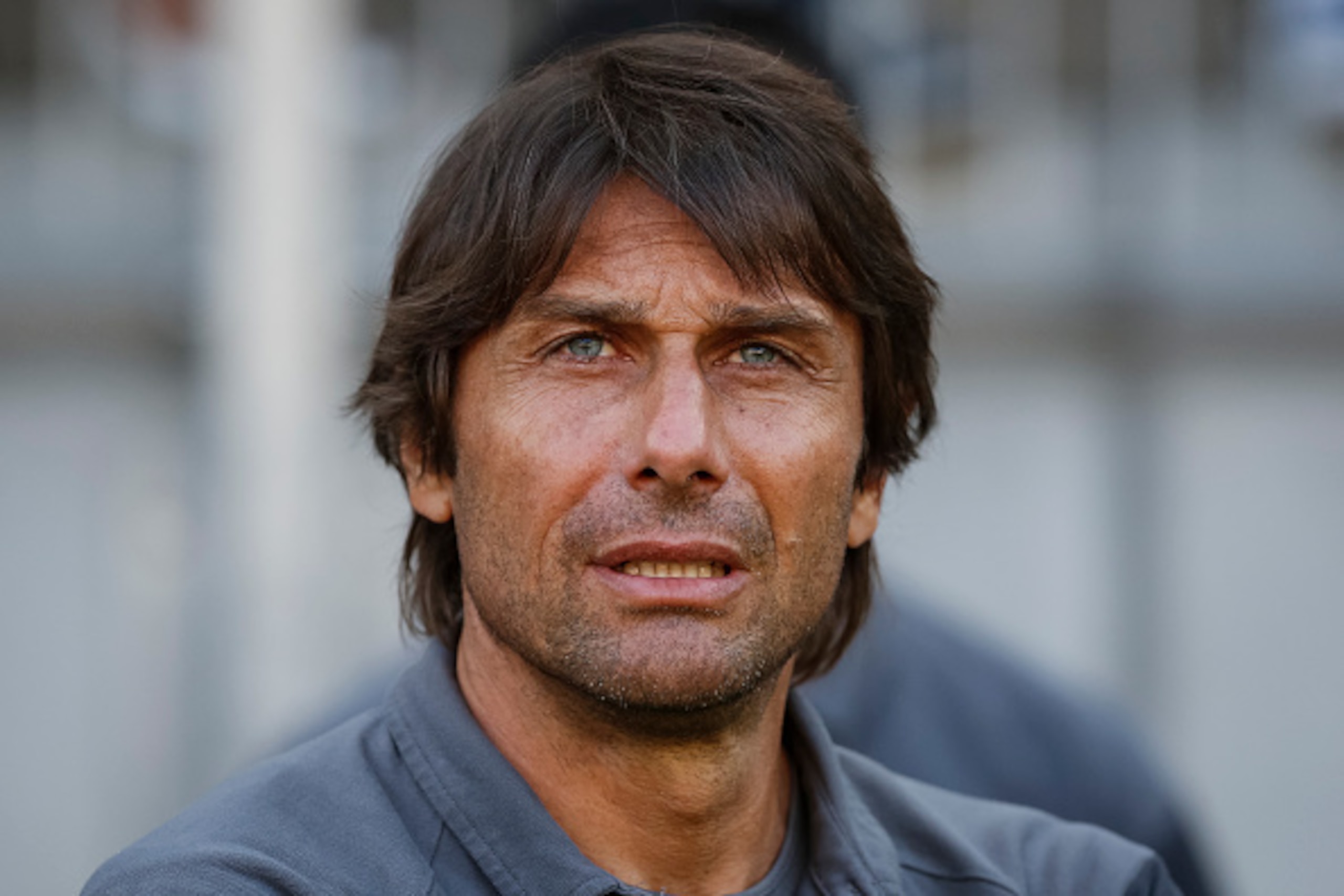 VELDEN, AUSTRIA - JULY 20:  Head coach Antonio Conte of Chelsea looks on prior the friendly match between WAC RZ Pellets and Chelsea F.C. at Worthersee Stadion on July 20, 2016 in Velden, Austria. (Photo by Srdjan Stevanovic/Getty Images)
