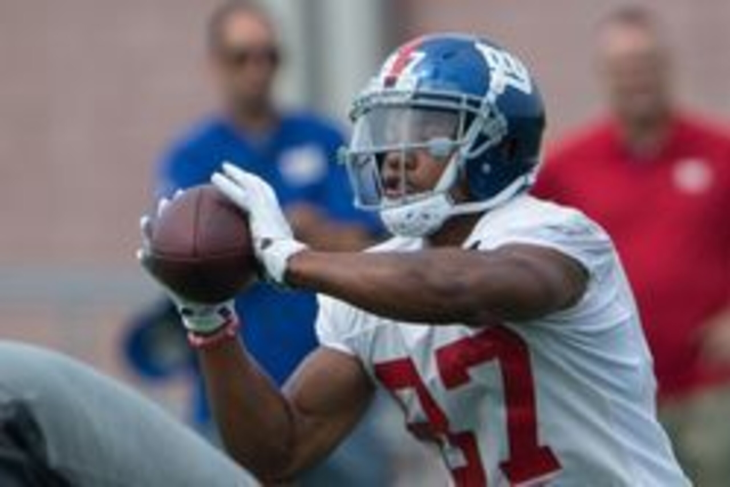 Jul 30, 2016; East Rutherford, NJ, USA; New York Giants wide receiver Sterling Shepard (87) catches the ball at Quest Diagnostics Training Center. Mandatory Credit: William Hauser-USA TODAY Sports Jul 30, 2016; East Rutherford, NJ, USA; New York Giants wide receiver Sterling Shepard (87) catches the ball at Quest Diagnostics Training Center. Mandatory Credit: William Hauser-USA TODAY Sports
