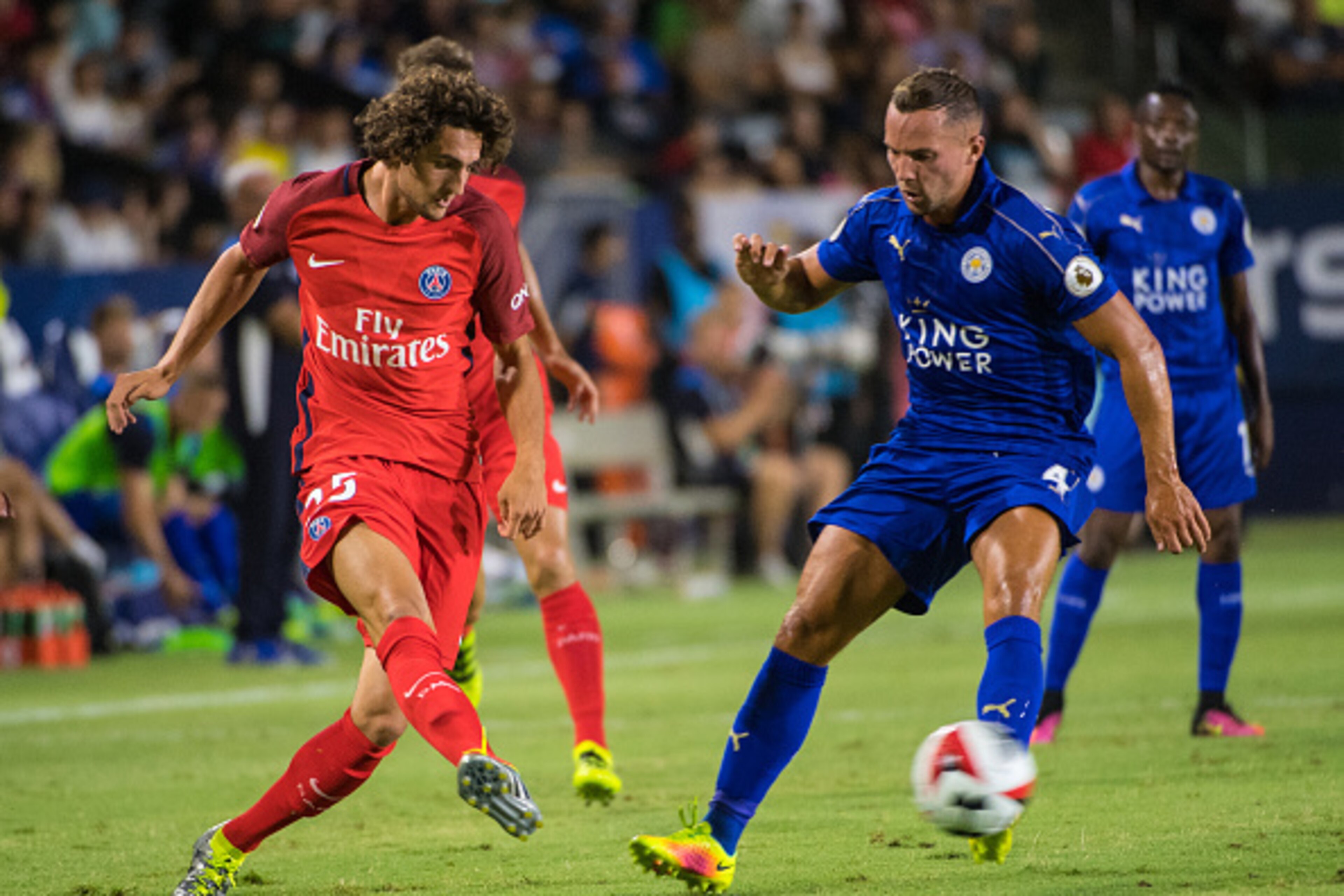 CARSON, CA - JULY 30: Adrien Rabiot #25 of Paris Saint-Germain passes the ball as Daniel Drinkwater #4 of Leicester City defends during the International Champions Cup 2016 match between Paris Saint-Germain and Leicester City at StubHub Center on July 30, CARSON, CA - JULY 30: Adrien Rabiot #25 of Paris Saint-Germain passes the ball as Daniel Drinkwater #4 of Leicester City defends during the International Champions Cup 2016 match between Paris Saint-Germain and Leicester City at StubHub Center on July 30,