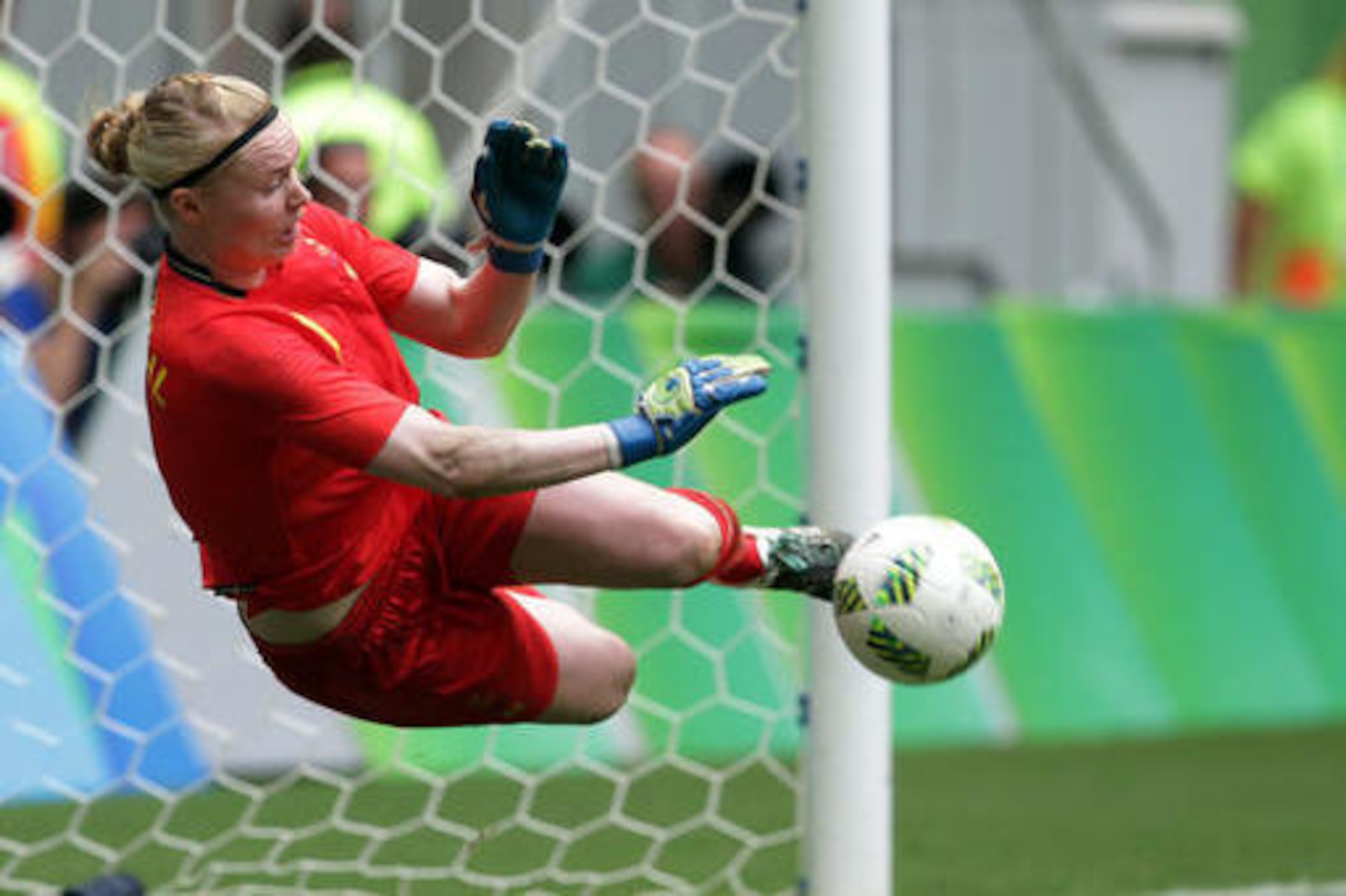 Chelsea's Lindahl saves Alex Morgan's penalty.