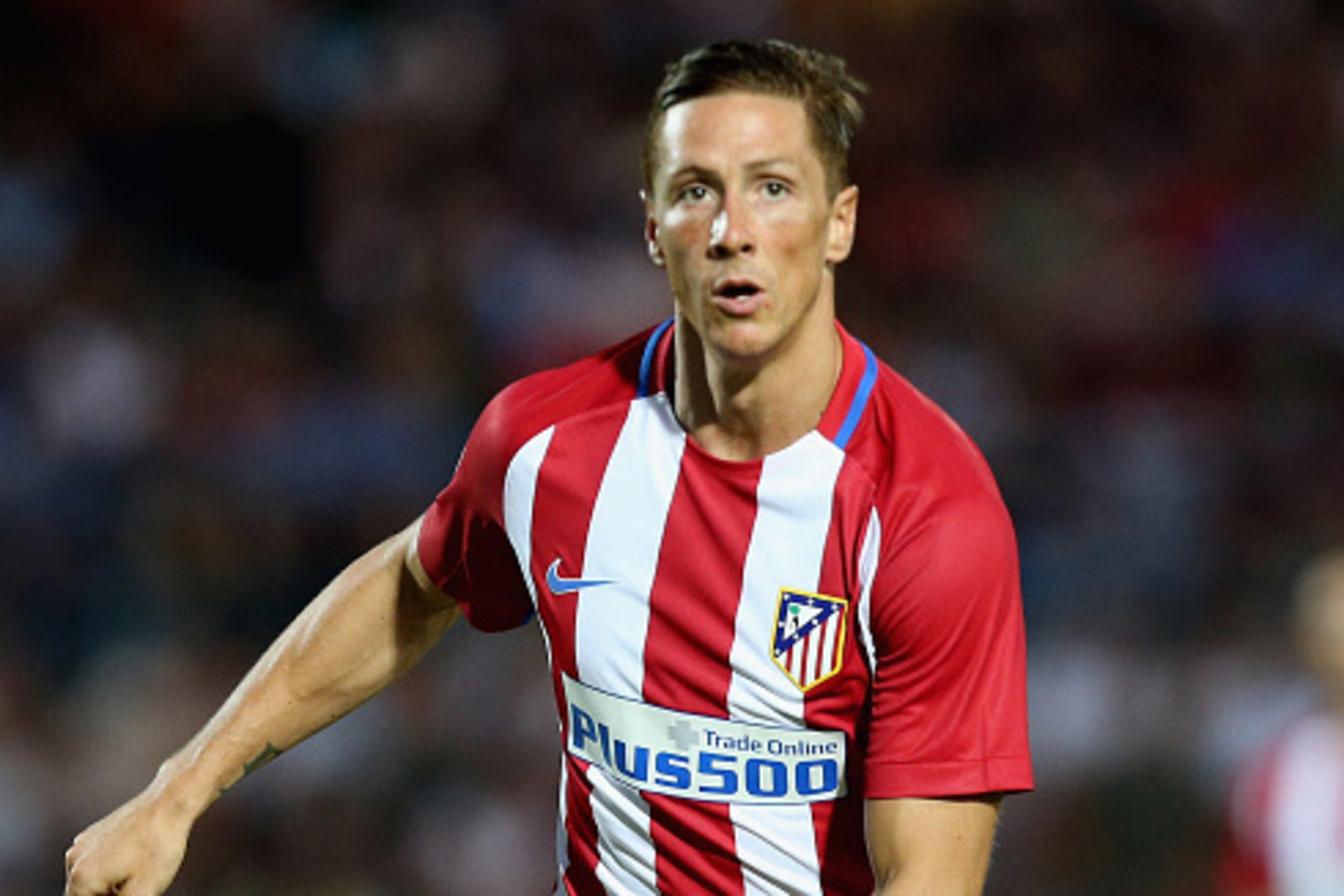 COSENZA, ITALY - AUGUST 06: Fernando Torres of Atletico de Madrid during pres-season friendly match between FC Crotone and Club Atletico de Madrid at Stadio Comunale Gigi Marulla on August 6, 2016 in Cosenza, Italy.  (Photo by Maurizio Lagana/Getty Images