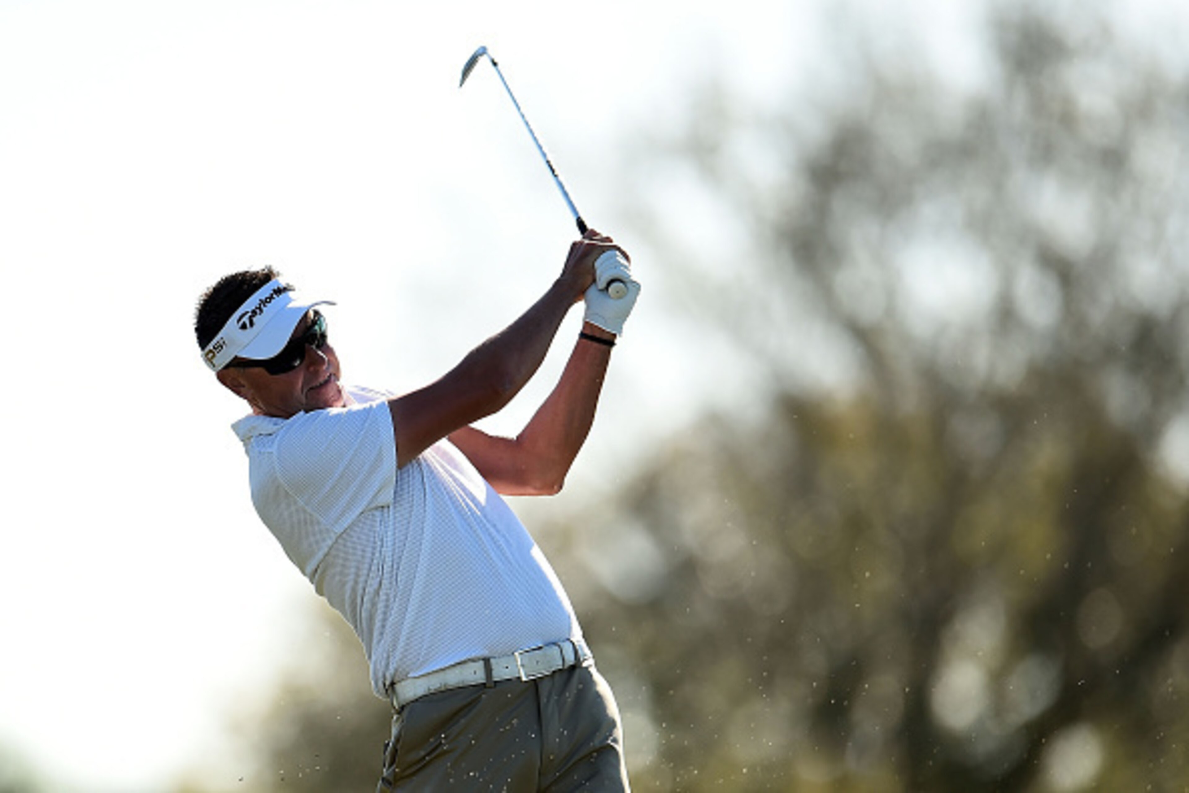 PALM BEACH GARDENS, FL - FEBRUARY 26:  Robert Allenby of Australia hits his tee shot on the fifth hole during the second round of the Honda Classic at PGA National Resort & Spa - Champions Course on February 26, 2016 in Palm Beach Gardens, Florida.  (Phot