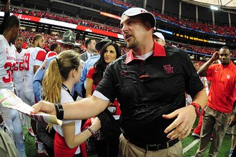 ATLANTA, GA - DECEMBER 31: Head Coach Tom Herman of the Houston Cougars celebrates after the Chick-Fil-A Peach Bowl against the Florida State Seminoles at the Georgia Dome on December 31, 2015 in Atlanta, Georgia. Photo by Scott Cunningham/Getty Images)