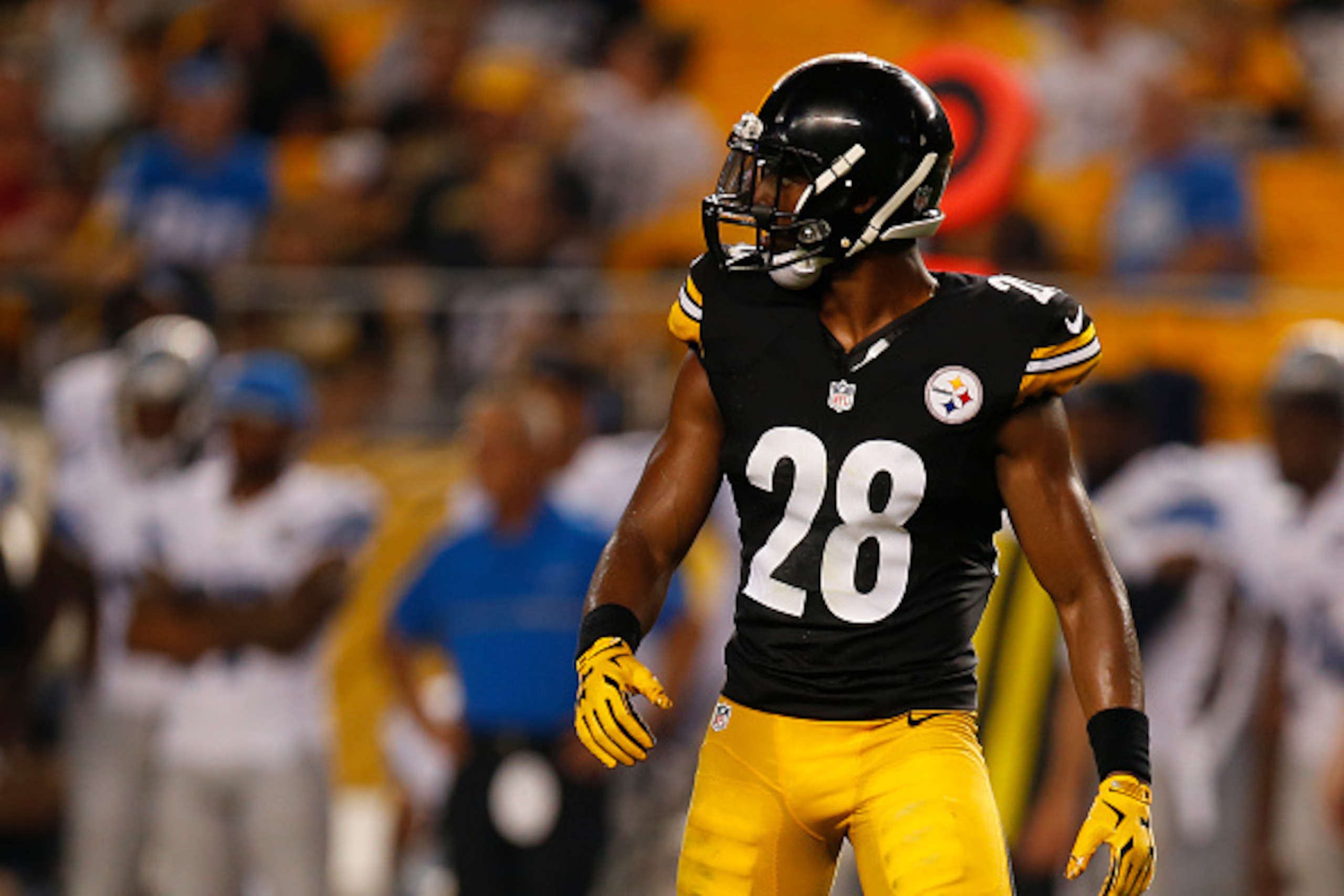 PITTSBURGH, PA - AUGUST 12:  Sean Davis #28 of the Pittsburgh Steelers in action during the game against the Detroit Lions on August 12, 2016 at Heinz Field in Pittsburgh, Pennsylvania.  (Photo by Justin K. Aller/Getty Images)
