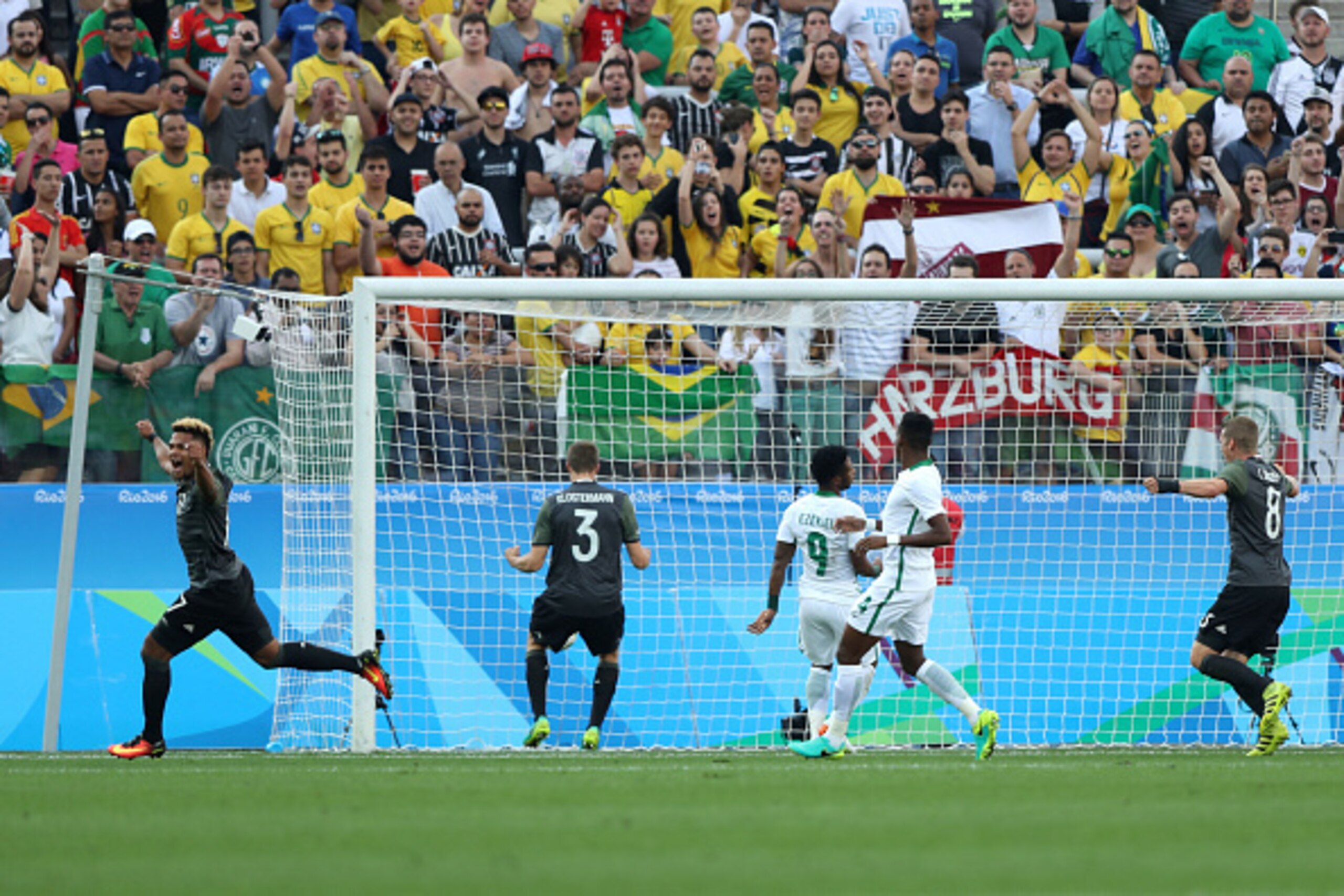 SAO PAULO, BRAZIL - AUGUST 17:  Lukas Klostermann #3 of Germany celebrates kicking a goal during the Men's Semifinal Football match between Nigeria and Germany on Day 12 of the Rio 2016 Olympic Games at Arena Corinthians on August 17, 2016 in Sao Paulo, B