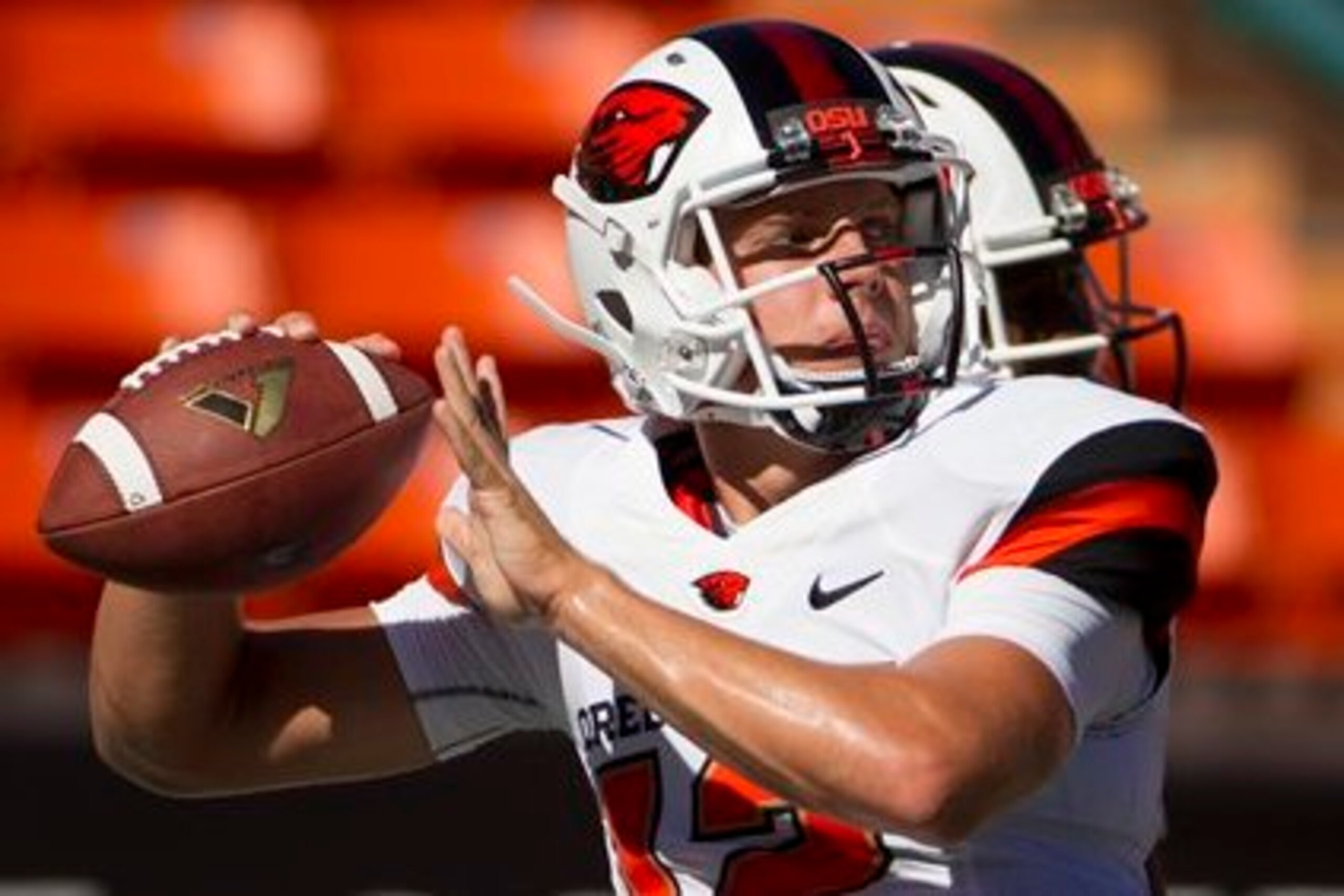 Luke Del Rio while with Oregon State in 2014 Luke Del Rio while with Oregon State in 2014