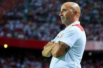 :SEVILLE, SPAIN - AUGUST 14:  Head Coach of Sevilla FC Jorge Sampaoli looks on during the match between Sevilla FC vs FC Barcelona as part of the Spanish Super Cup Final 1st Leg  at Estadio Ramon Sanchez Pizjuan on August 14, 2016 in Seville, Spain.  (Pho