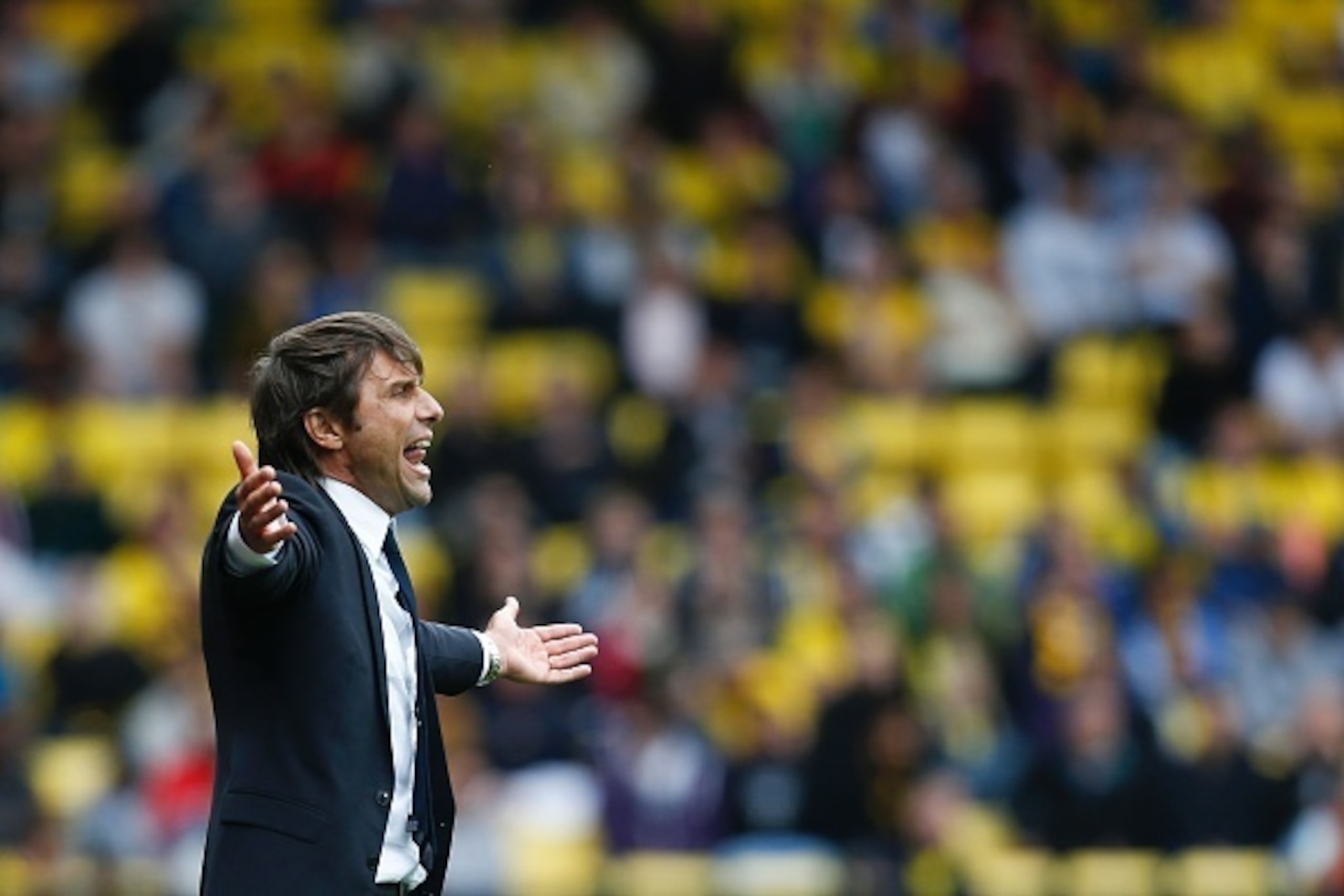 Chelsea's Italian head coach Antonio Conte reacts on the touchline during the English Premier League football match between Watford and Chelsea at Vicarage Road Stadium in Watford, north of London on August 20, 2016. / AFP / Ian Kington / RESTRICTED TO ED Chelsea's Italian head coach Antonio Conte reacts on the touchline during the English Premier League football match between Watford and Chelsea at Vicarage Road Stadium in Watford, north of London on August 20, 2016. / AFP / Ian Kington / RESTRICTED TO ED