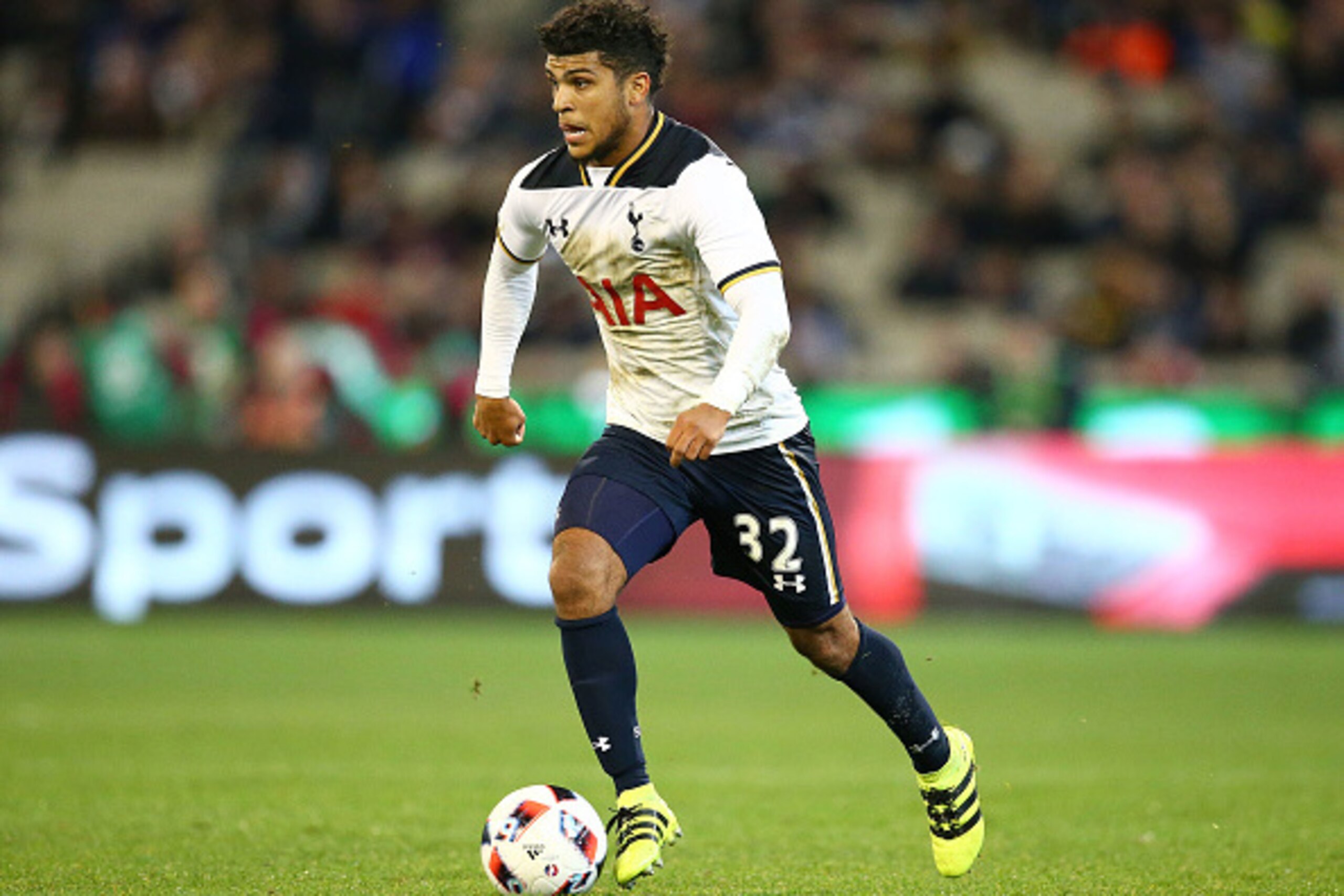 MELBOURNE, AUSTRALIA - JULY 29:  DeAndre Yedlin of Tottenham Hotspur controls the ball during 2016 International Champions Cup Australia match between Tottenham Hotspur and Atletico de Madrid at the Melbourne Cricket Ground on July 29, 2016 in Melbourne, 