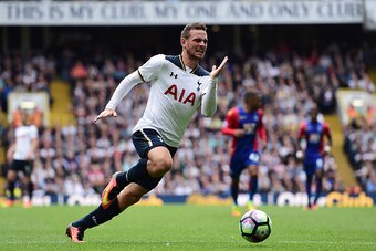 LONDON, ENGLAND - AUGUST 20:  Vincent Janssen of Tottenham Hotspur in action during the Premier League match between Tottenham Hotspur and Crystal Palace at White Hart Lane on August 20, 2016 in London, England. (Photo by Alex Broadway/Getty Images)