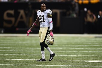 NEW ORLEANS, LA - OCTOBER 04:  Keenan Lewis #21 of the New Orleans Saints walks to the sideline during a game against the Dallas Cowboys at the Mercedes-Benz Superdome on October 4, 2015 in New Orleans, Louisiana.  New Orleans defeated Dallas 26-20.  (Pho