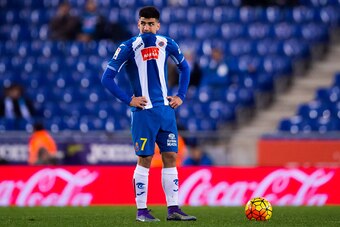 BARCELONA, SPAIN - FEBRUARY 08:  Gerard Moreno of RCD Espanyol looks dejected after Mikel Oyarzabal of Real Sociedad de Futbol scored his team's third goal during the La Liga match between RCD Espanyol and Real Sociedad de Futbol at Cornella-El Prat Stadi