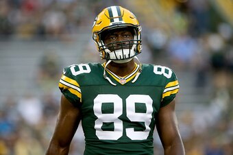 GREEN BAY, WI - AUGUST 12:  Jared Cook #89 of the Green Bay Packers warms up before the game against the Cleveland Browns at Lambeau Field on August 12, 2016 in Green Bay, Wisconsin. (Photo by Dylan Buell/Getty Images)